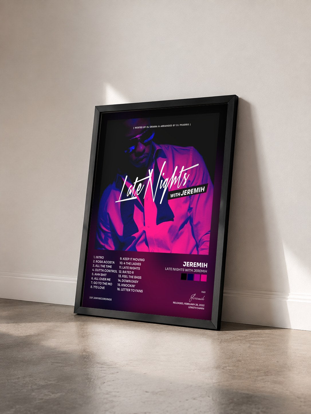 #noir Tableau de l'album Late Nights With Jeremih de Jeremih vu de trois quarts, cadre noir