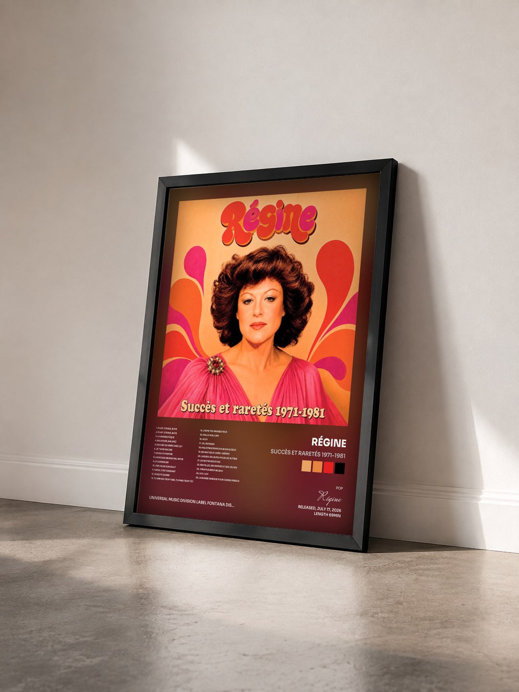 #noir Tableau de l'album Succès et raretés 1971-1981 de Régine vu de trois quarts, cadre noir
