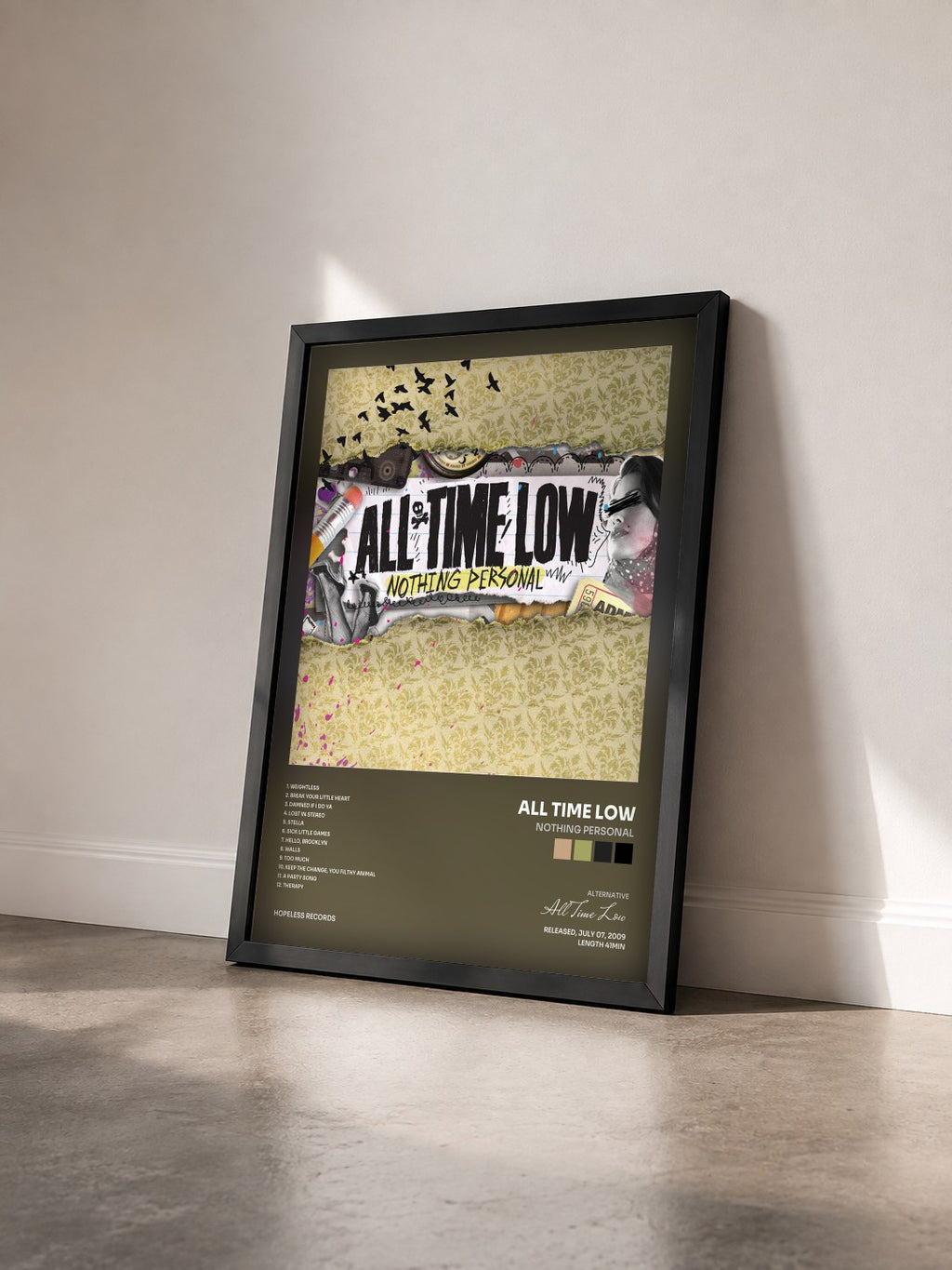#noir Tableau de l'album Nothing Personal de All Time Low vu de trois quarts, cadre noir