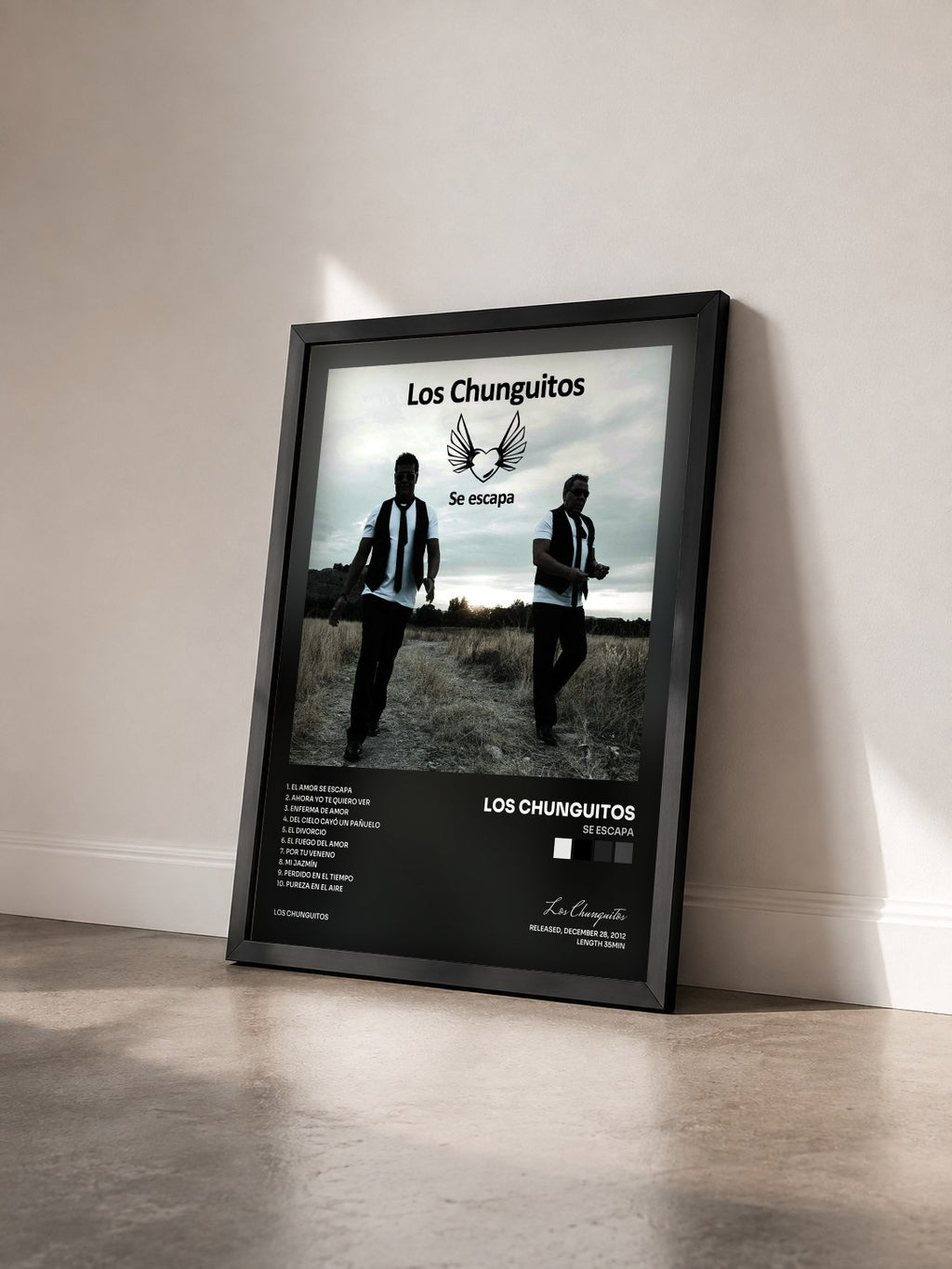 #noir Tableau de l'album Se Escapa de Los Chunguitos vu de trois quarts, cadre noir