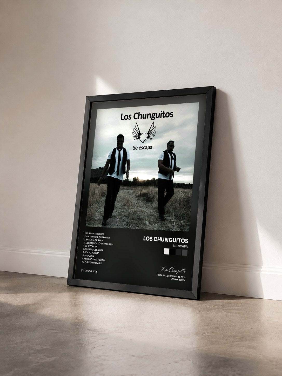 #noir Tableau de l'album Se Escapa de Los Chunguitos vu de trois quarts, cadre noir