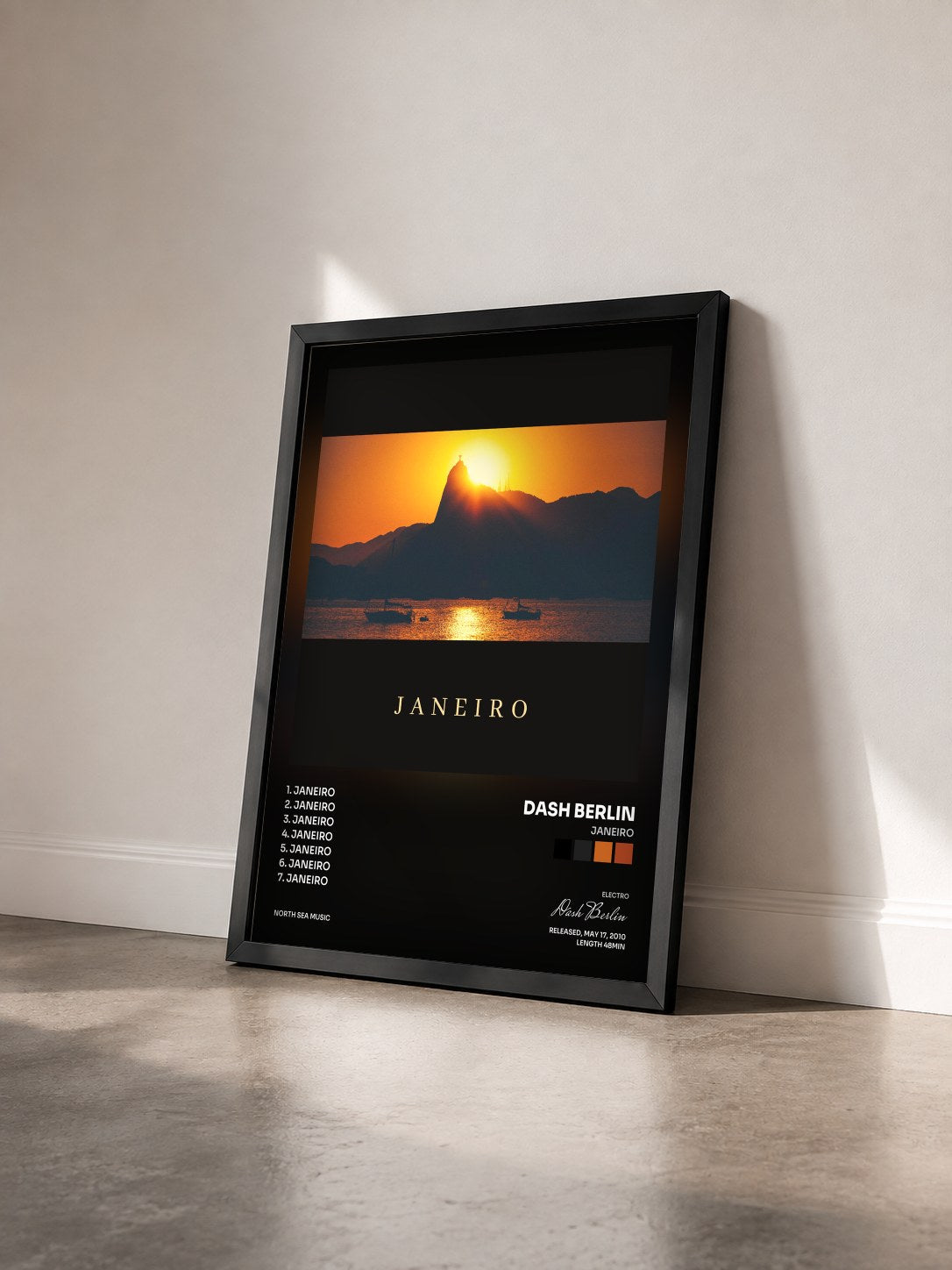 #noir Tableau de l'album Janeiro de Dash Berlin vu de trois quarts, cadre noir
