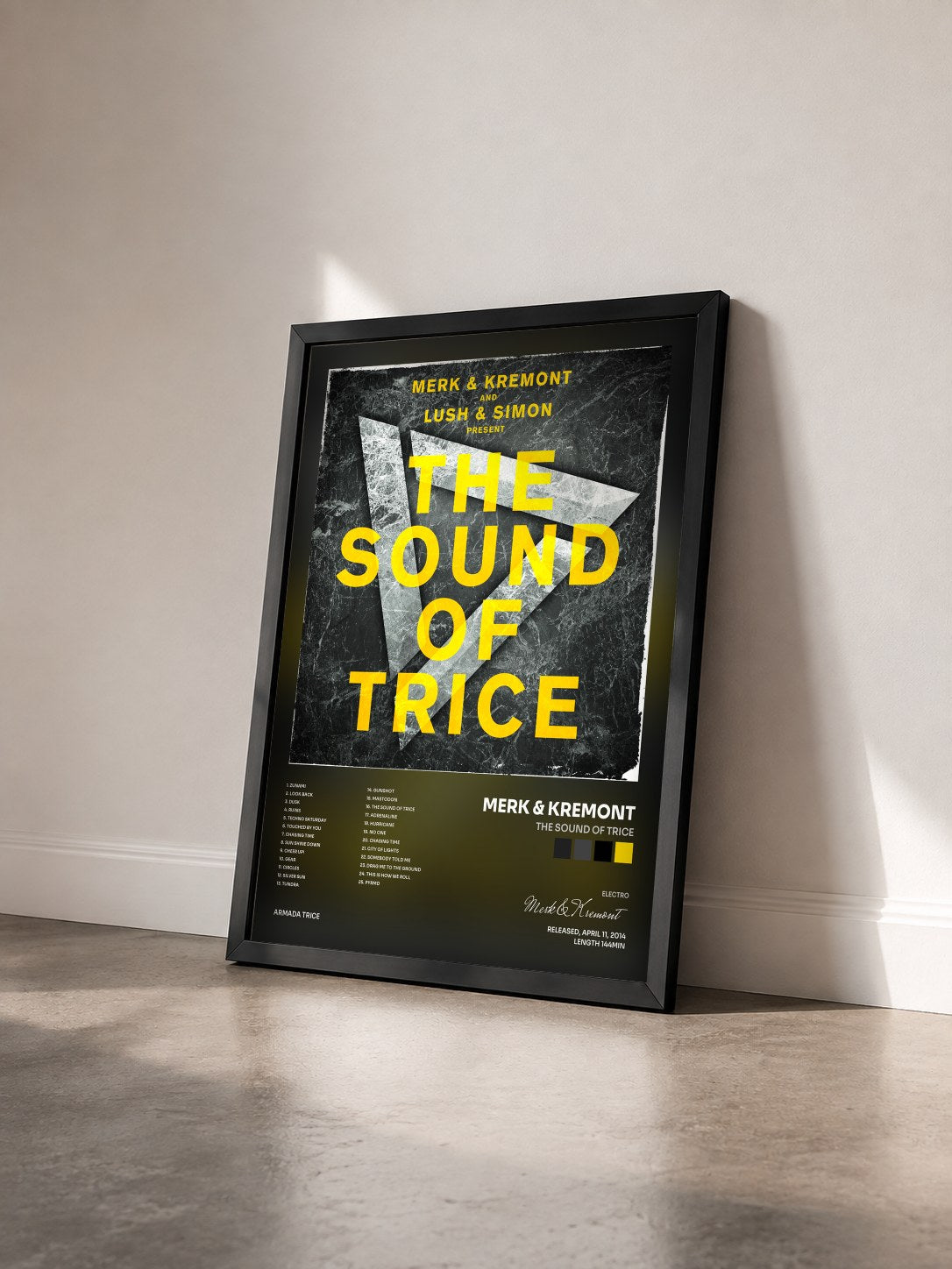 #noir Tableau de l'album The Sound Of Trice de Merk & Kremont vu de trois quarts, cadre noir