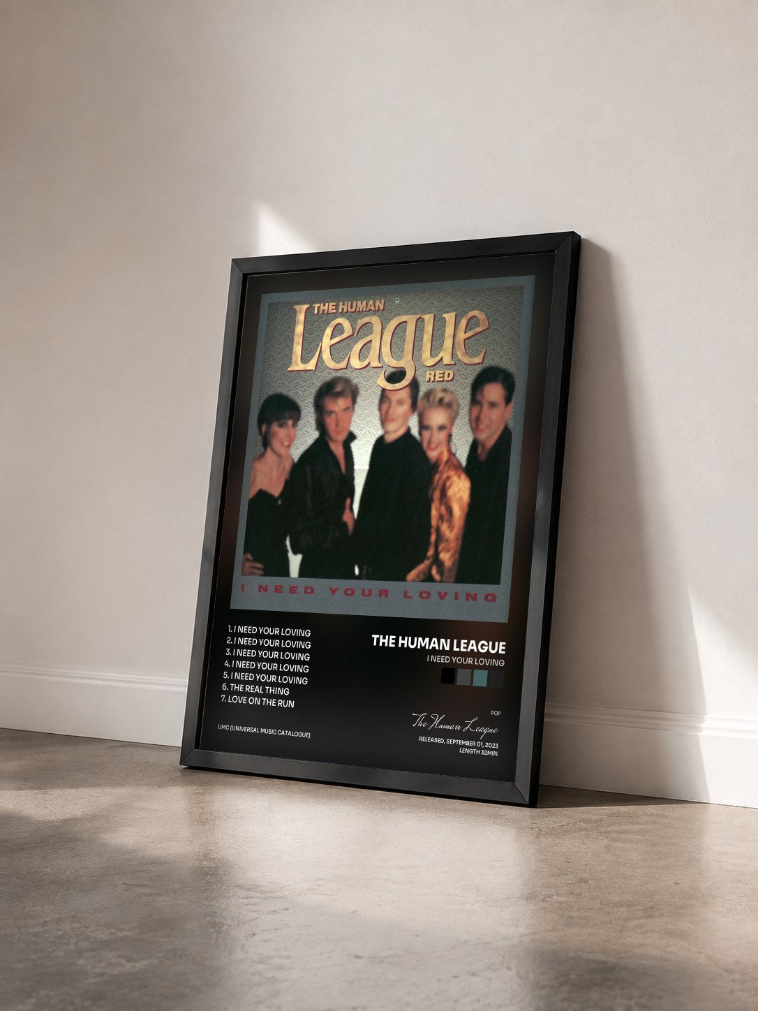 #noir Tableau de l'album I Need Your Loving de The Human League vu de trois quarts, cadre noir