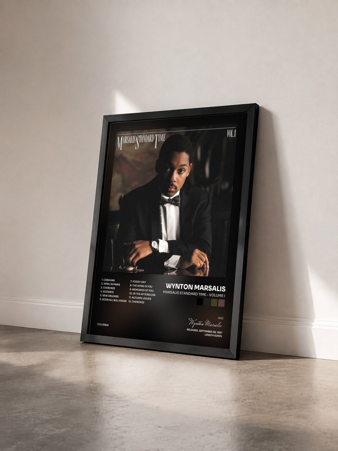 #noir Tableau de l'album Marsalis Standard Time - Volume I de Wynton Marsalis vu de trois quarts, cadre noir