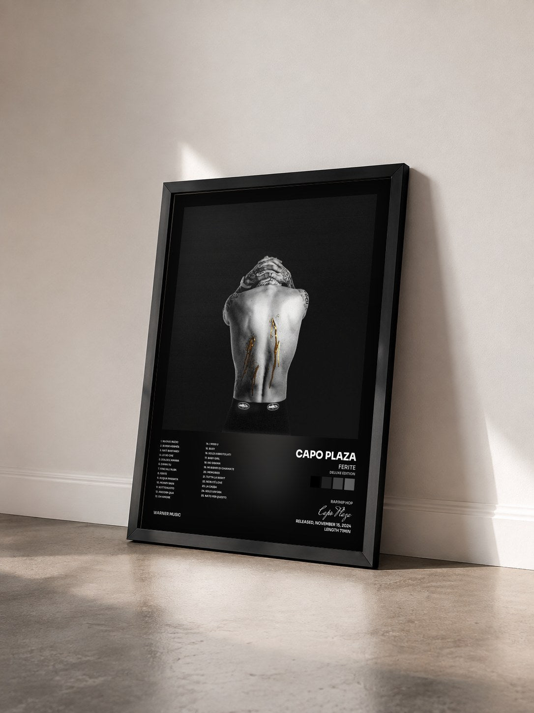 #noir Tableau de l'album FERITE (Deluxe Edition) de Capo Plaza vu de trois quarts, cadre noir