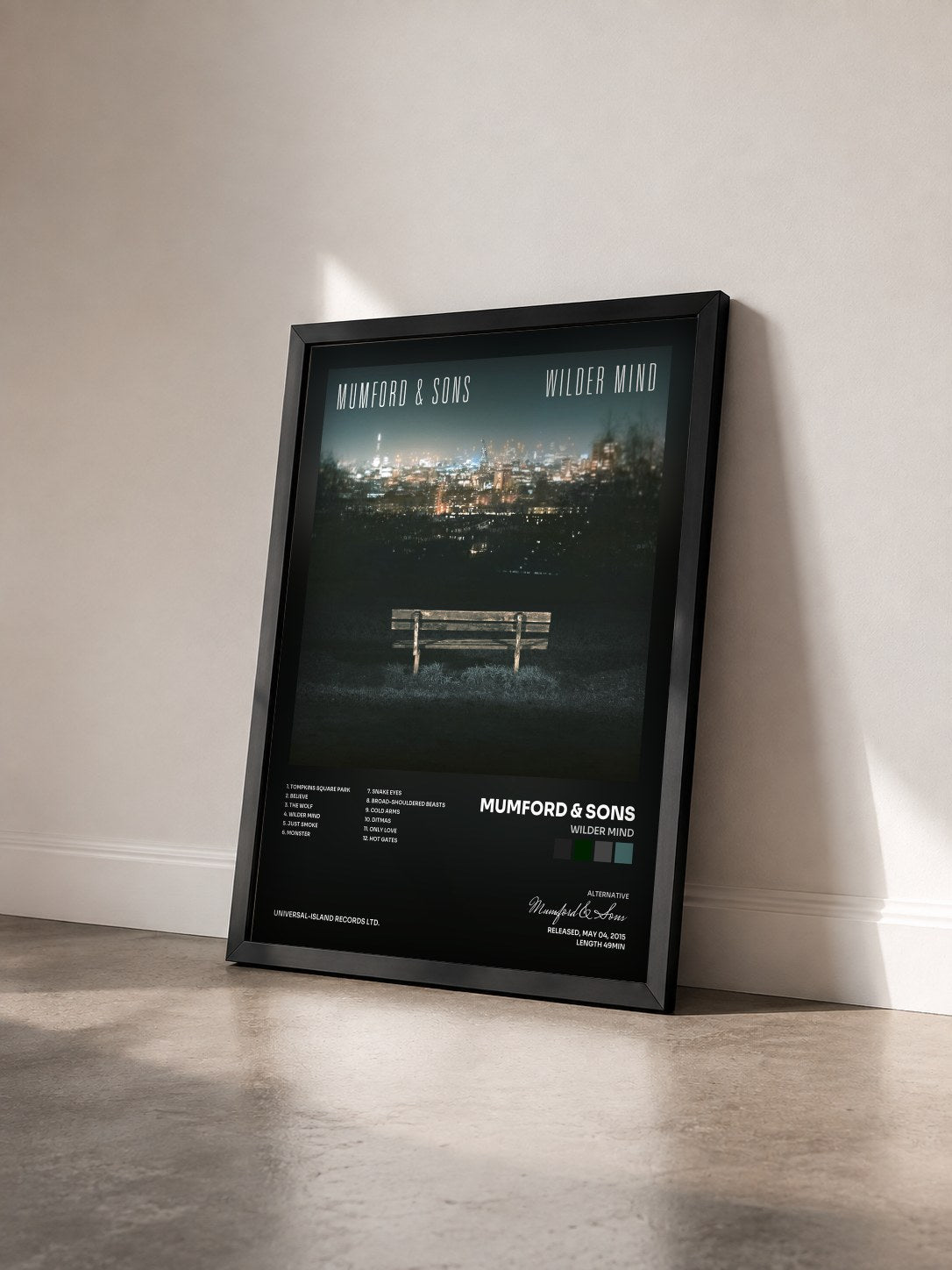 #noir Tableau de l'album Wilder Mind de Mumford & Sons vu de trois quarts, cadre noir