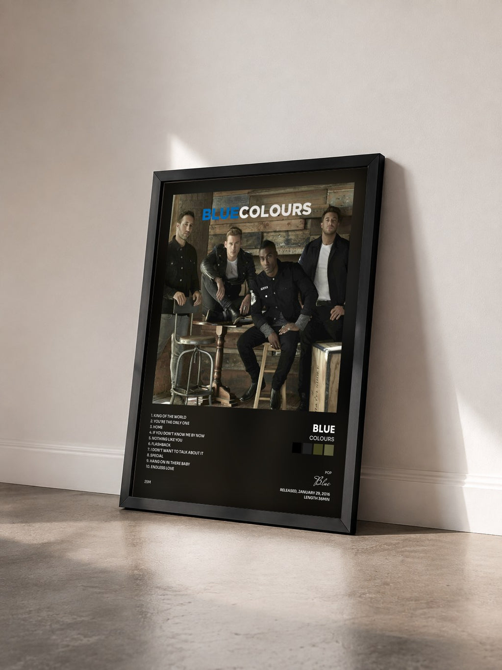 #noir Tableau de l'album Colours de Blue vu de trois quarts, cadre noir