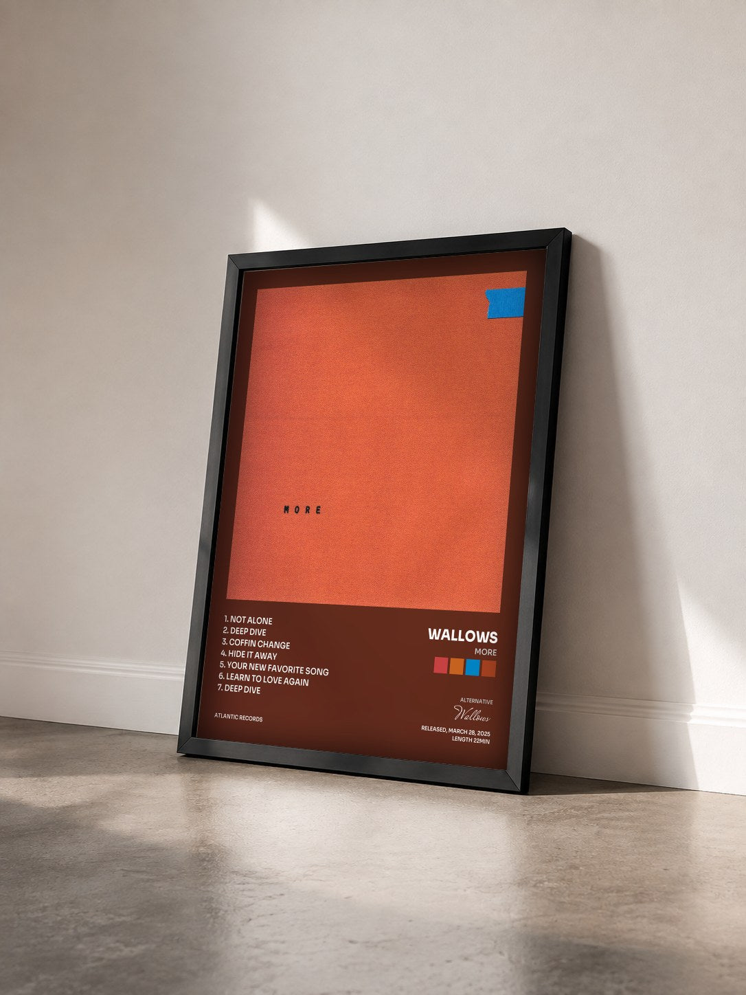 #noir Tableau de l'album More de Wallows vu de trois quarts, cadre noir