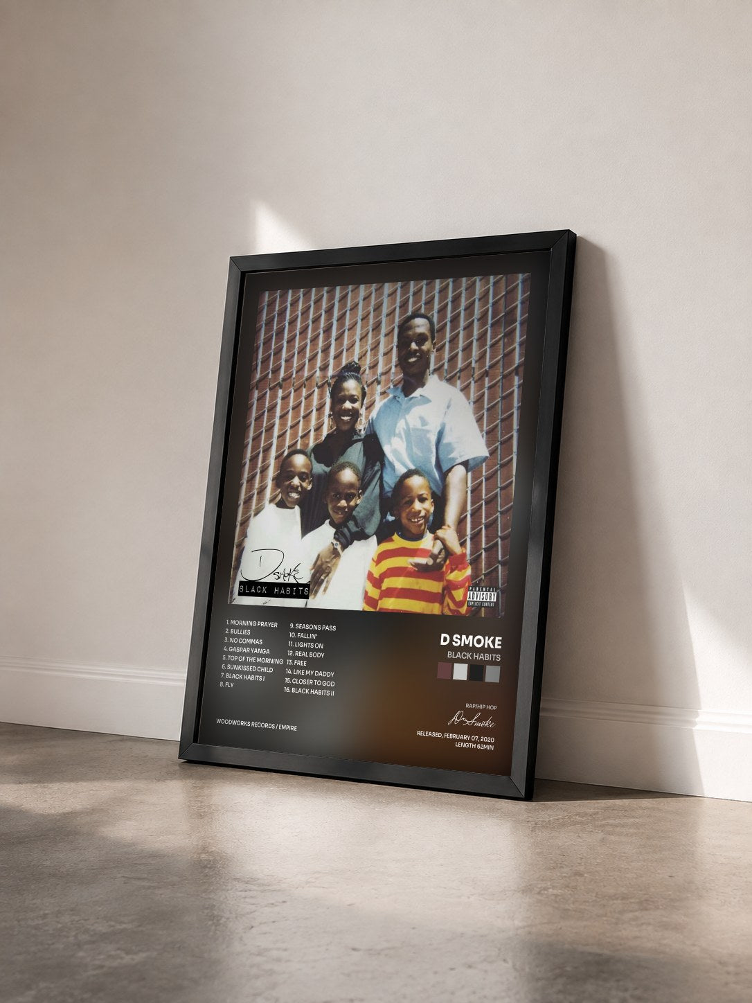 #noir Tableau de l'album Black Habits de D Smoke vu de trois quarts, cadre noir