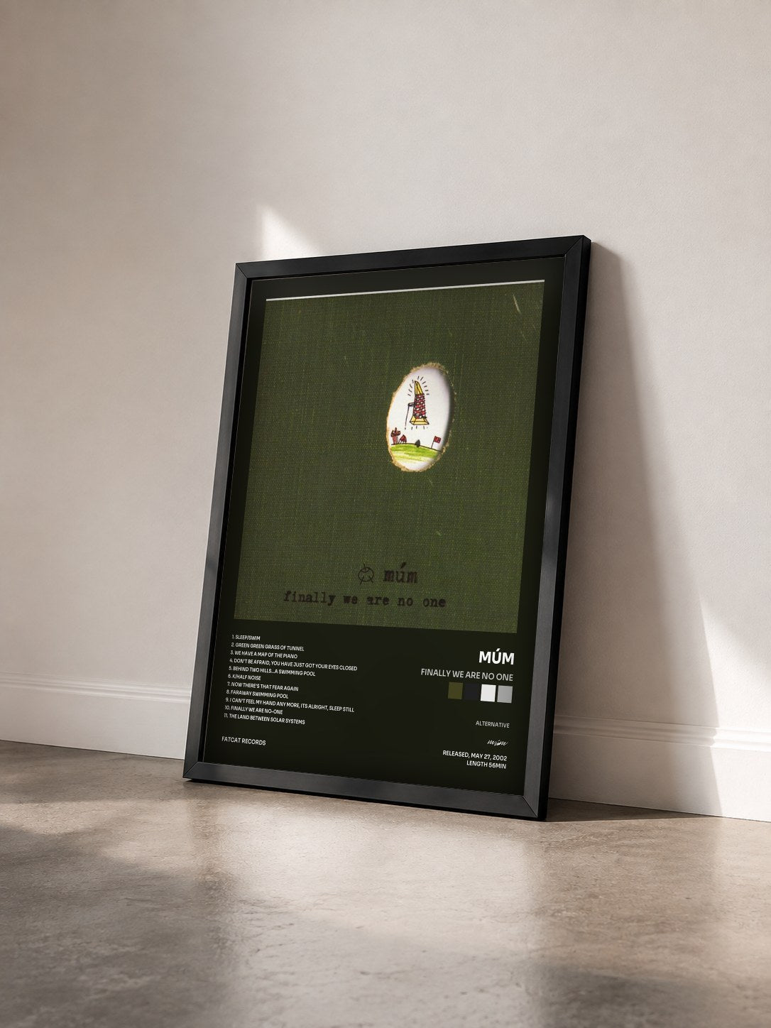 #noir Tableau de l'album Finally We Are No One de múm vu de trois quarts, cadre noir