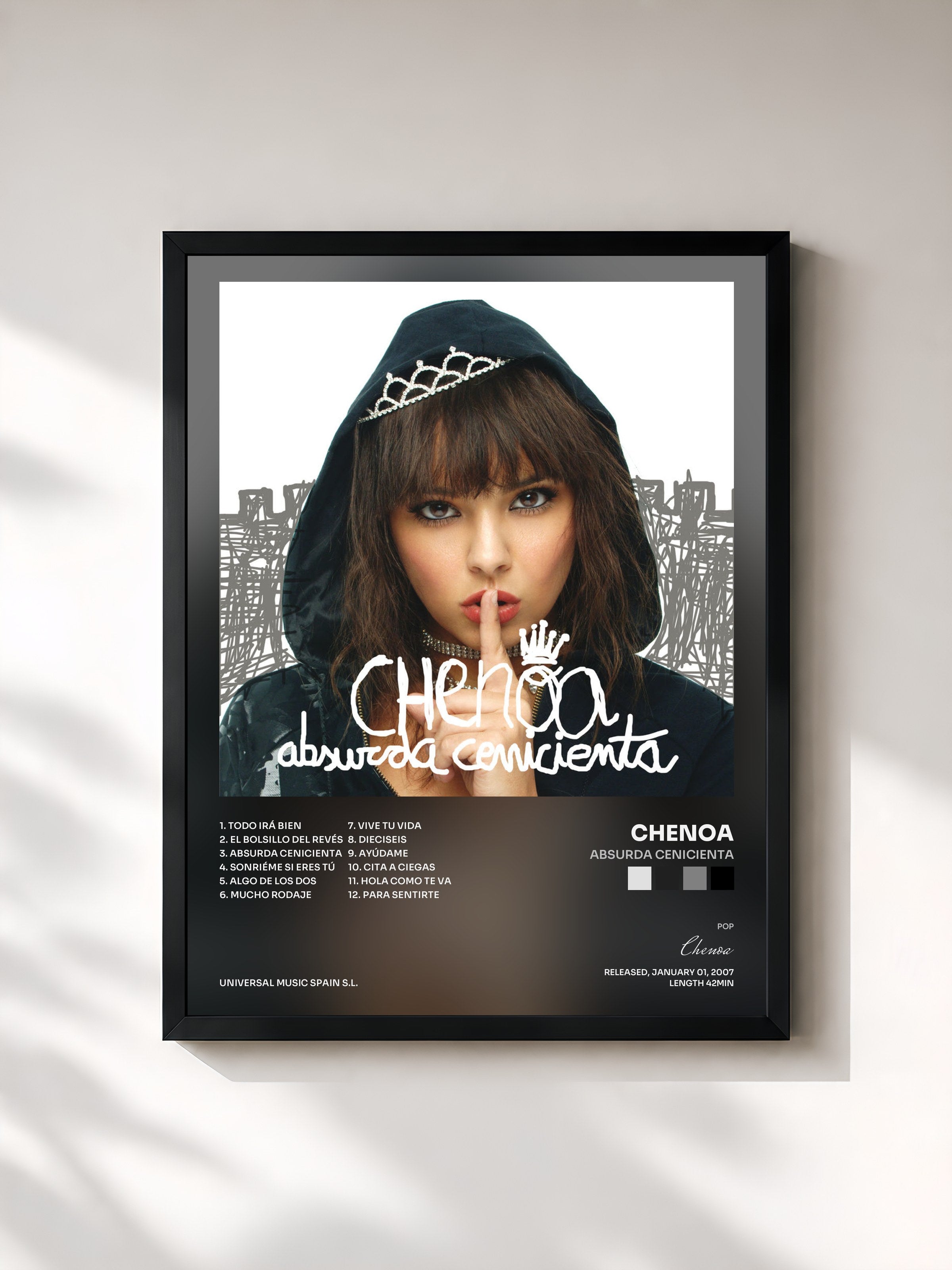 #noir Tableau de l'album Absurda Cenicienta de Chenoa, cadre noir, imprimé et encadré en France