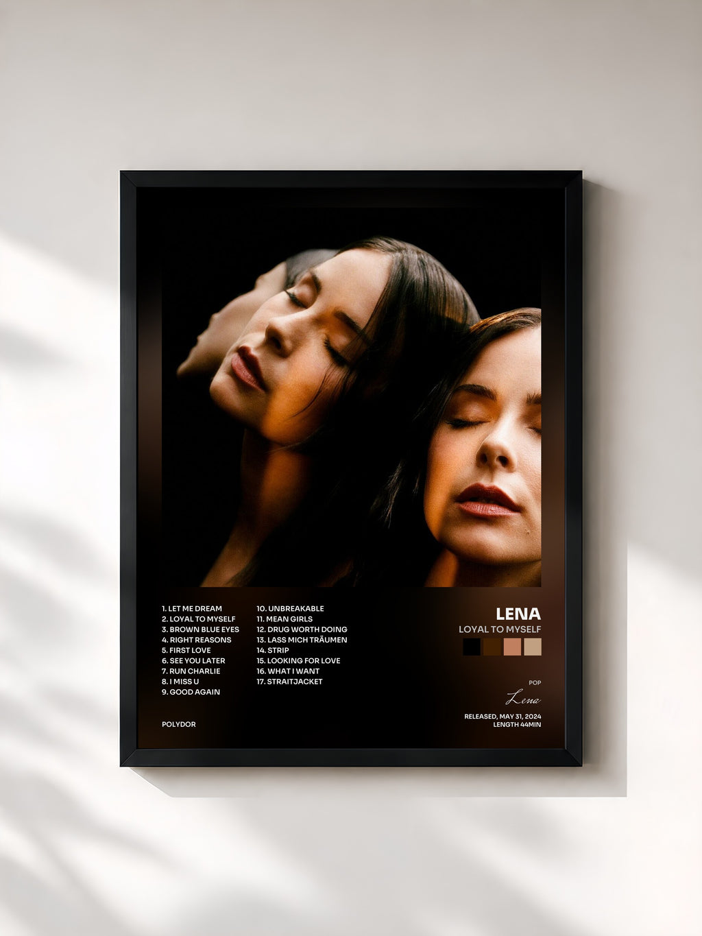 #noir Tableau de l'album Loyal to myself de Lena, cadre noir, imprimé et encadré en France