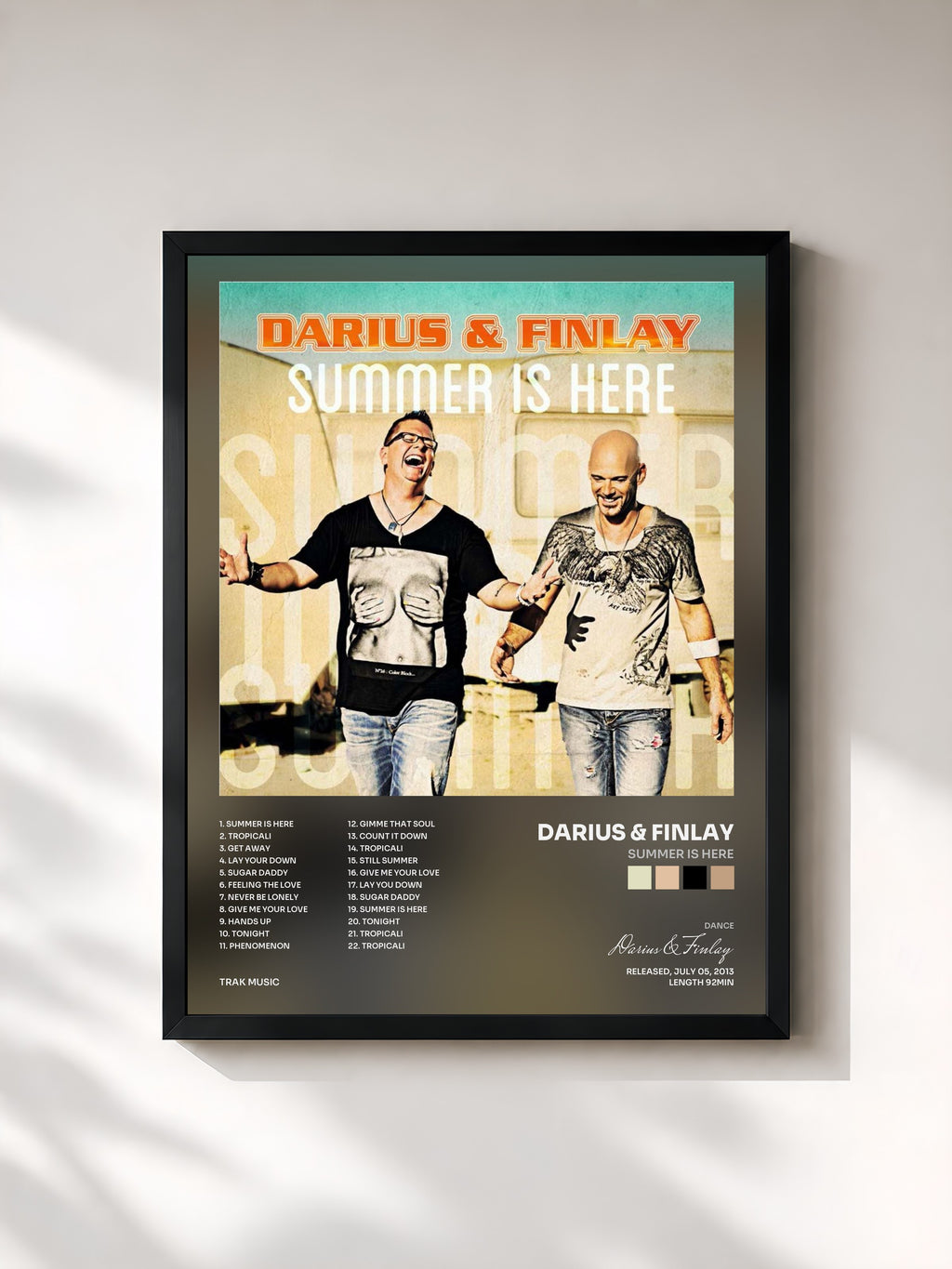 #noir Tableau de l'album Summer Is Here de Darius & Finlay, cadre noir, imprimé et encadré en France