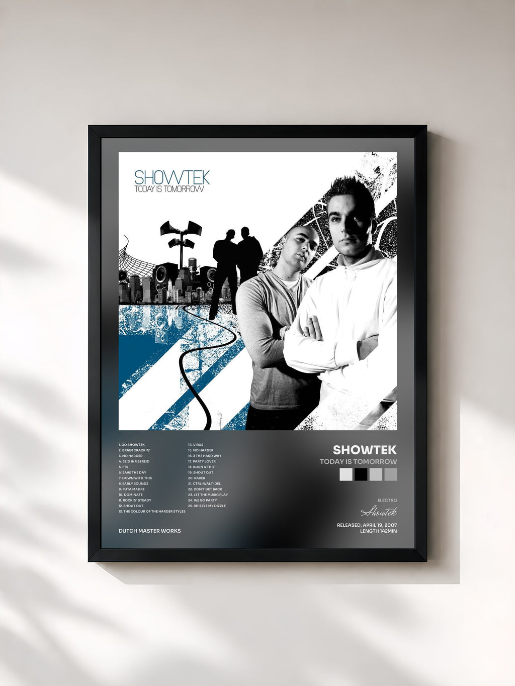 #noir Tableau de l'album Today Is Tomorrow de Showtek, cadre noir, imprimé et encadré en France
