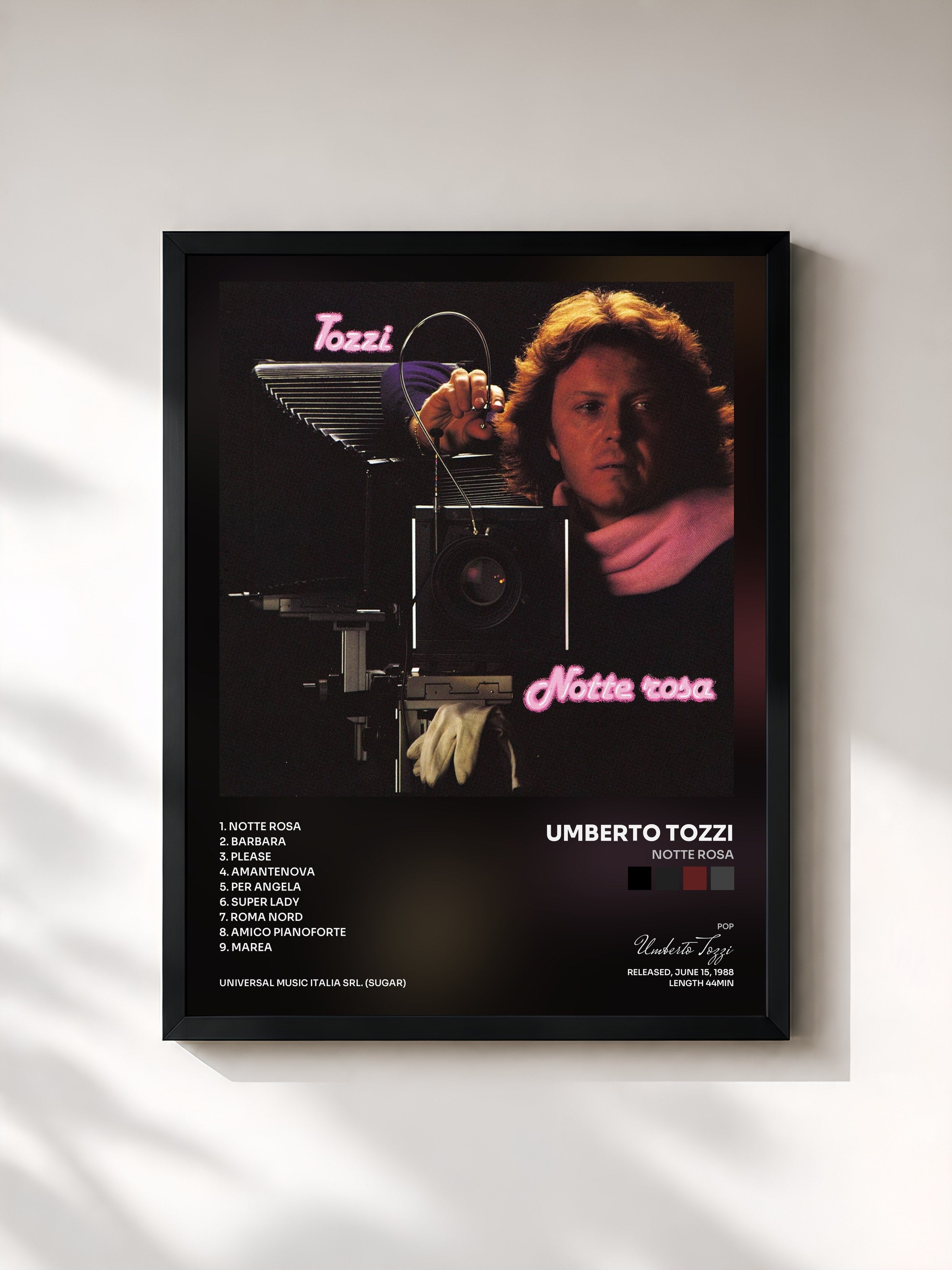#noir Tableau de l'album Notte rosa de Umberto Tozzi, cadre noir, imprimé et encadré en France