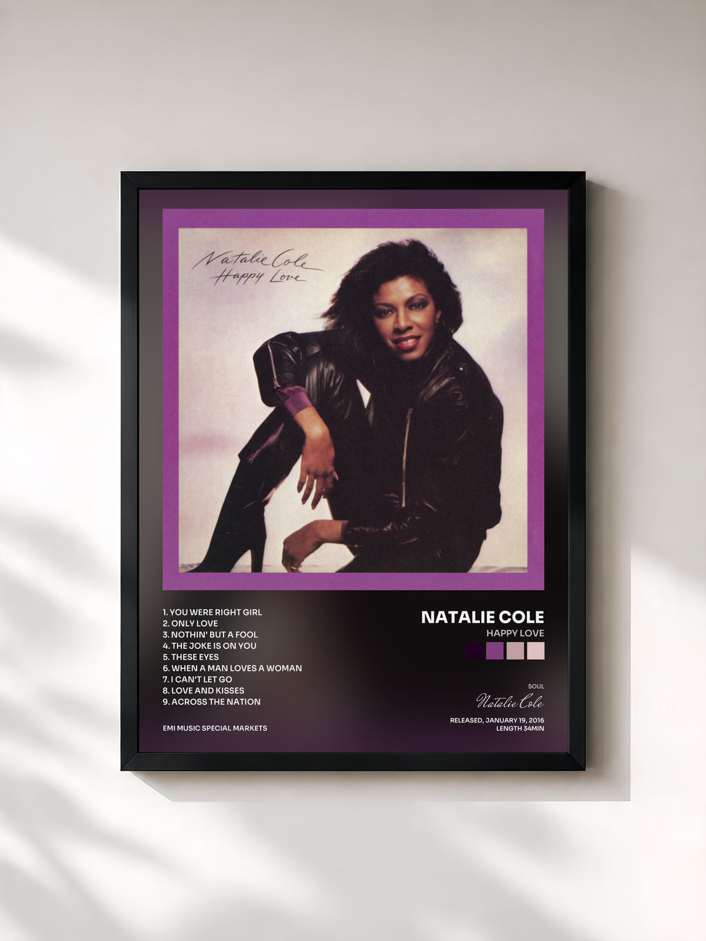 #noir Tableau de l'album Happy Love de Natalie Cole, cadre noir, imprimé et encadré en France