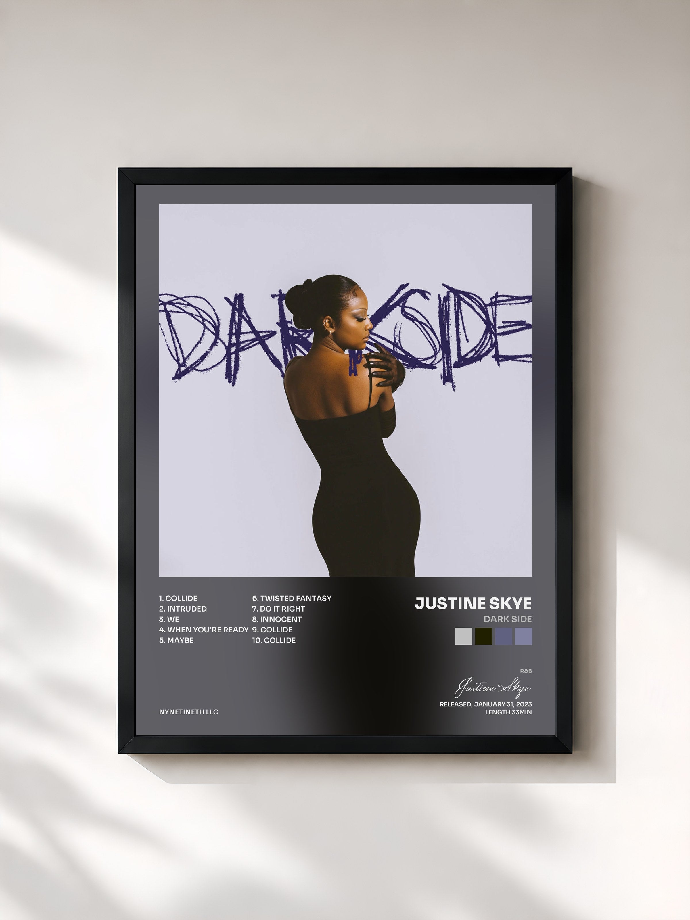 #noir Tableau de l'album Dark Side de Justine Skye, cadre noir, imprimé et encadré en France