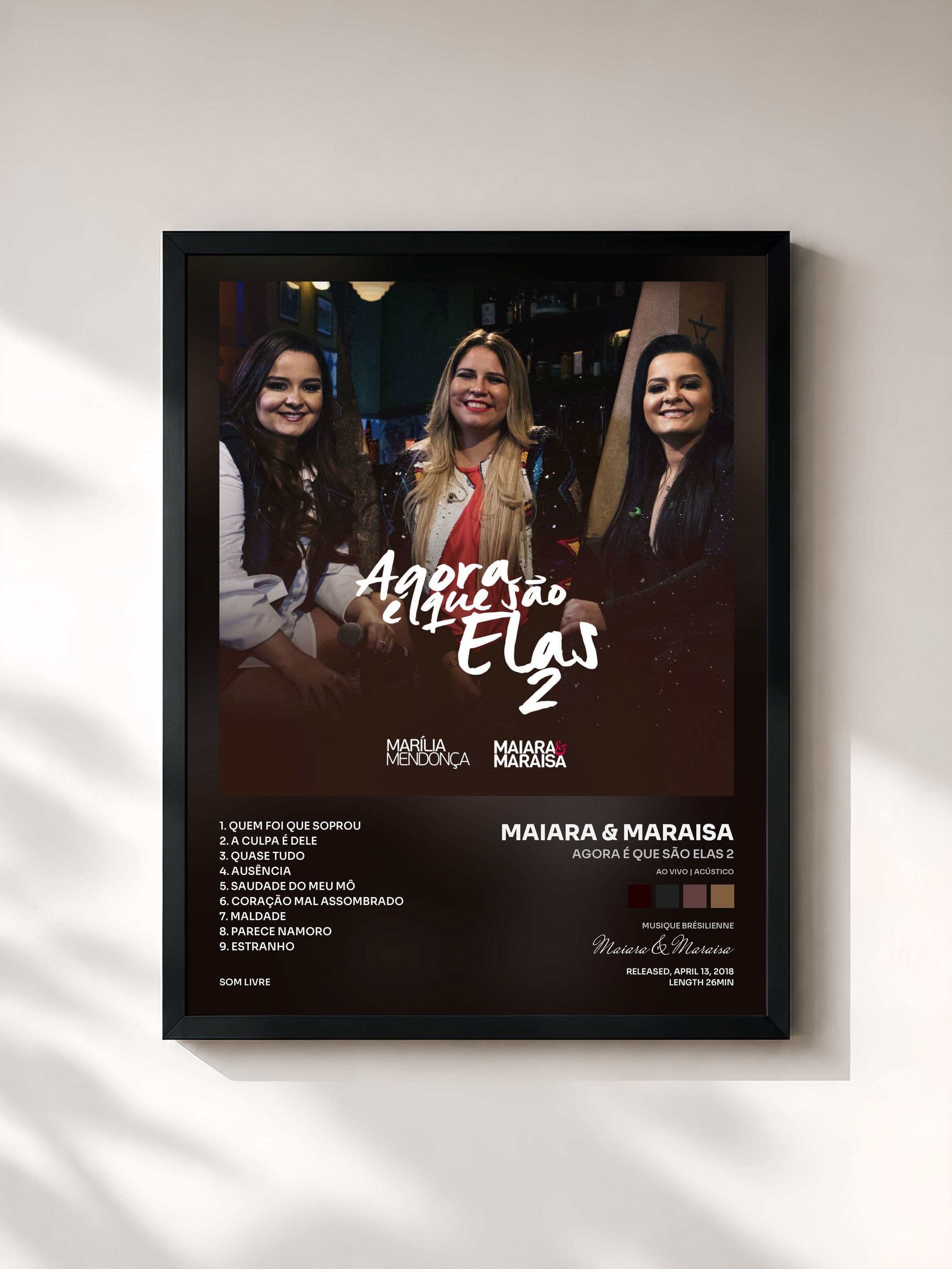 #noir Tableau de l'album Agora É Que São Elas 2 (Ao Vivo | Acústico) de Maiara & Maraisa, cadre noir, imprimé et encadré en France