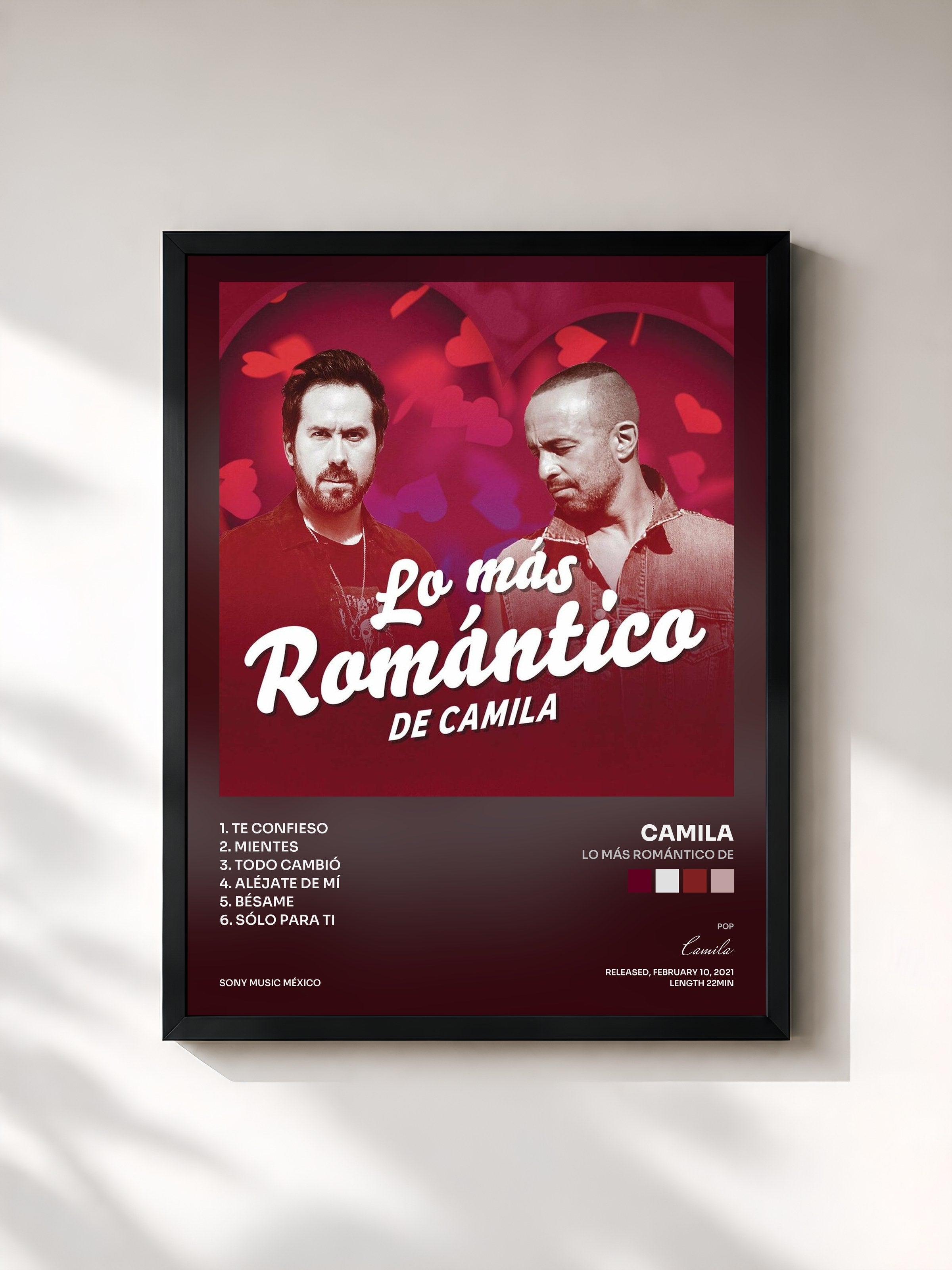 #noir Tableau de l'album Lo Más Romántico de de Camila, cadre noir, imprimé et encadré en France