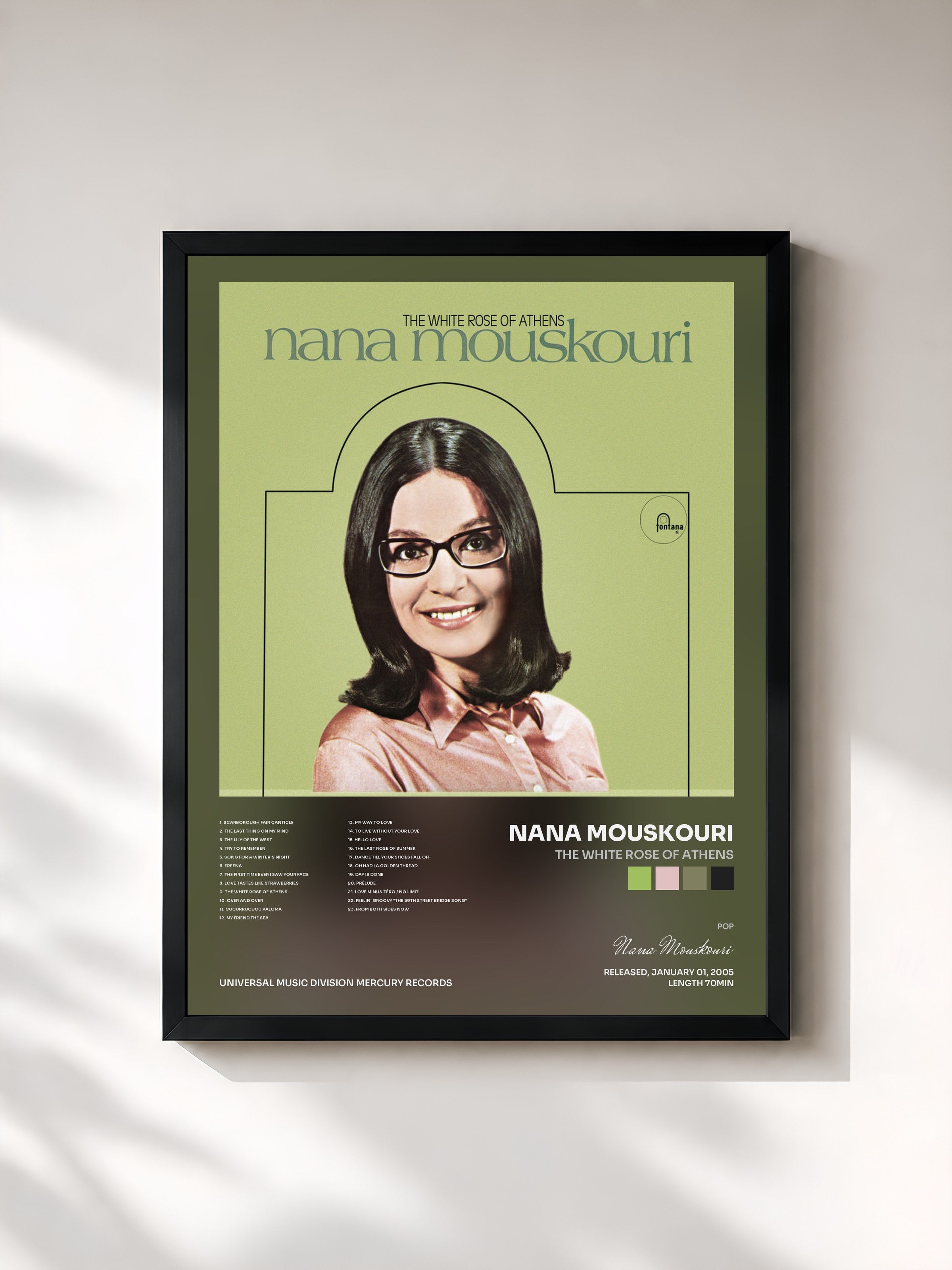 #noir Tableau de l'album The White Rose Of Athens de Nana Mouskouri, cadre noir, imprimé et encadré en France