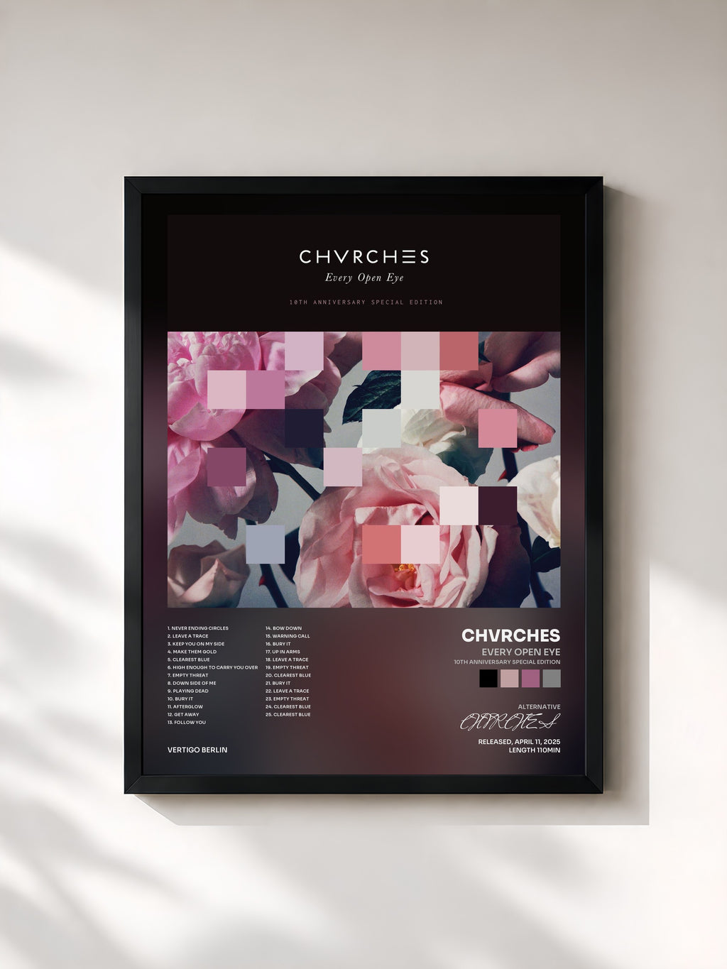 #noir Tableau de l'album Every Open Eye (10th Anniversary Special Edition) de CHVRCHES, cadre noir, imprimé et encadré en France