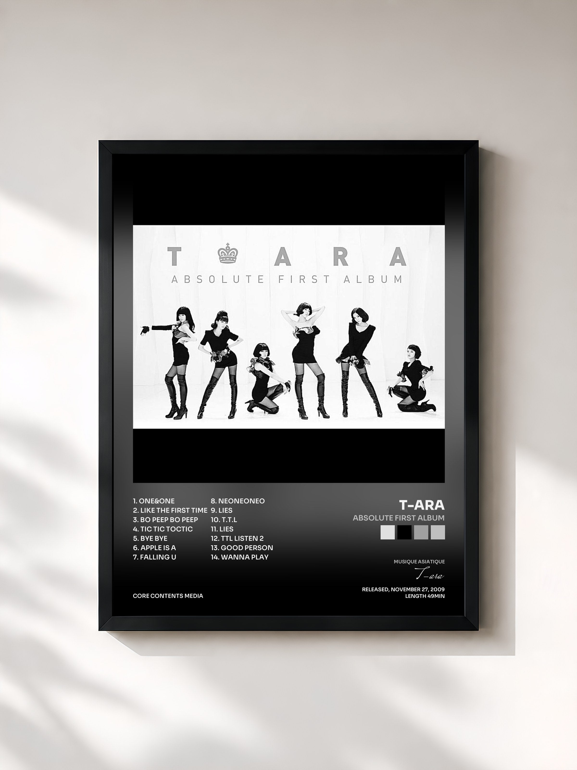 #noir Tableau de l'album Absolute First Album de T-ara, cadre noir, imprimé et encadré en France