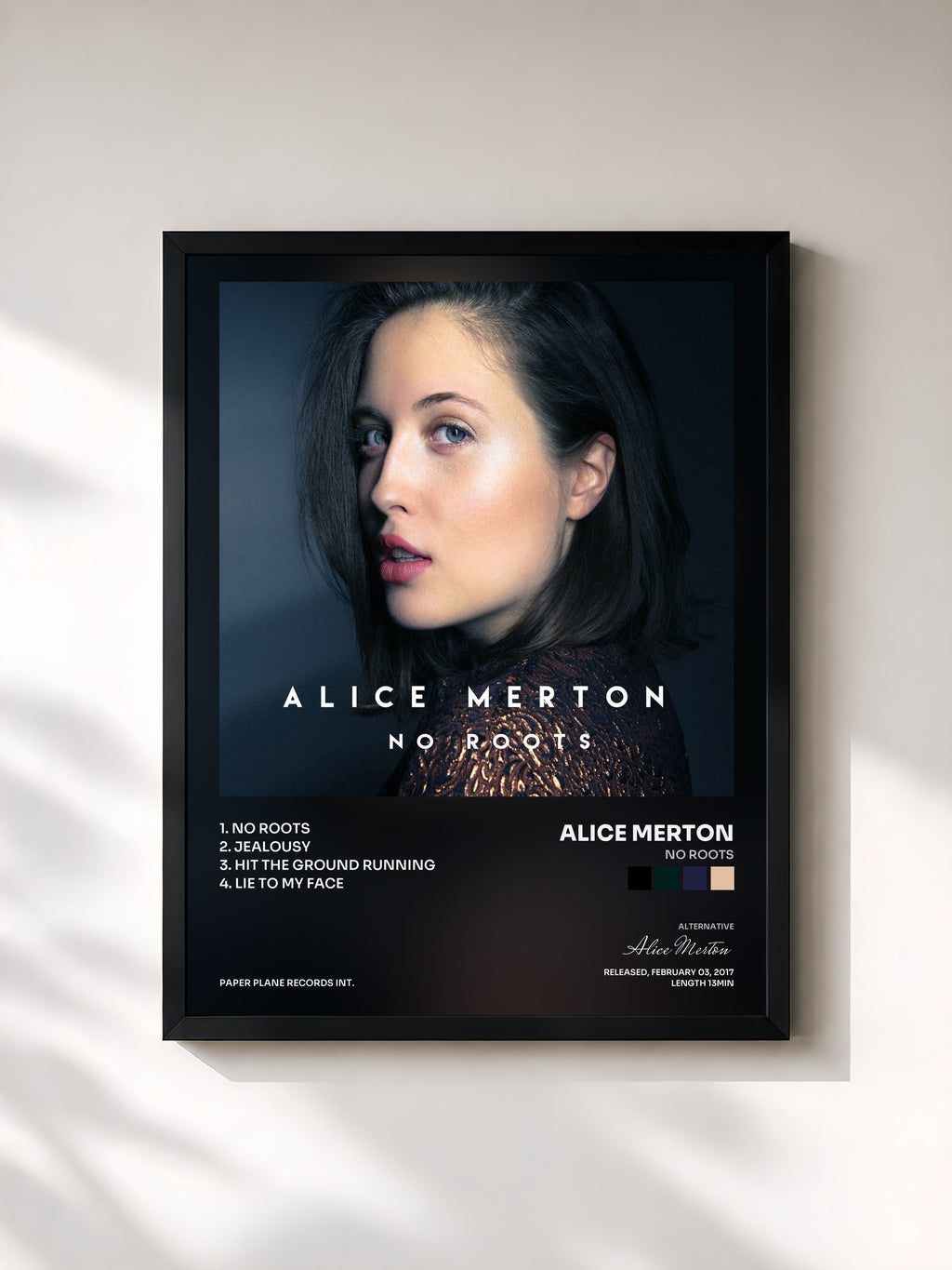 #noir Tableau de l'album No Roots de Alice Merton, cadre noir, imprimé et encadré en France