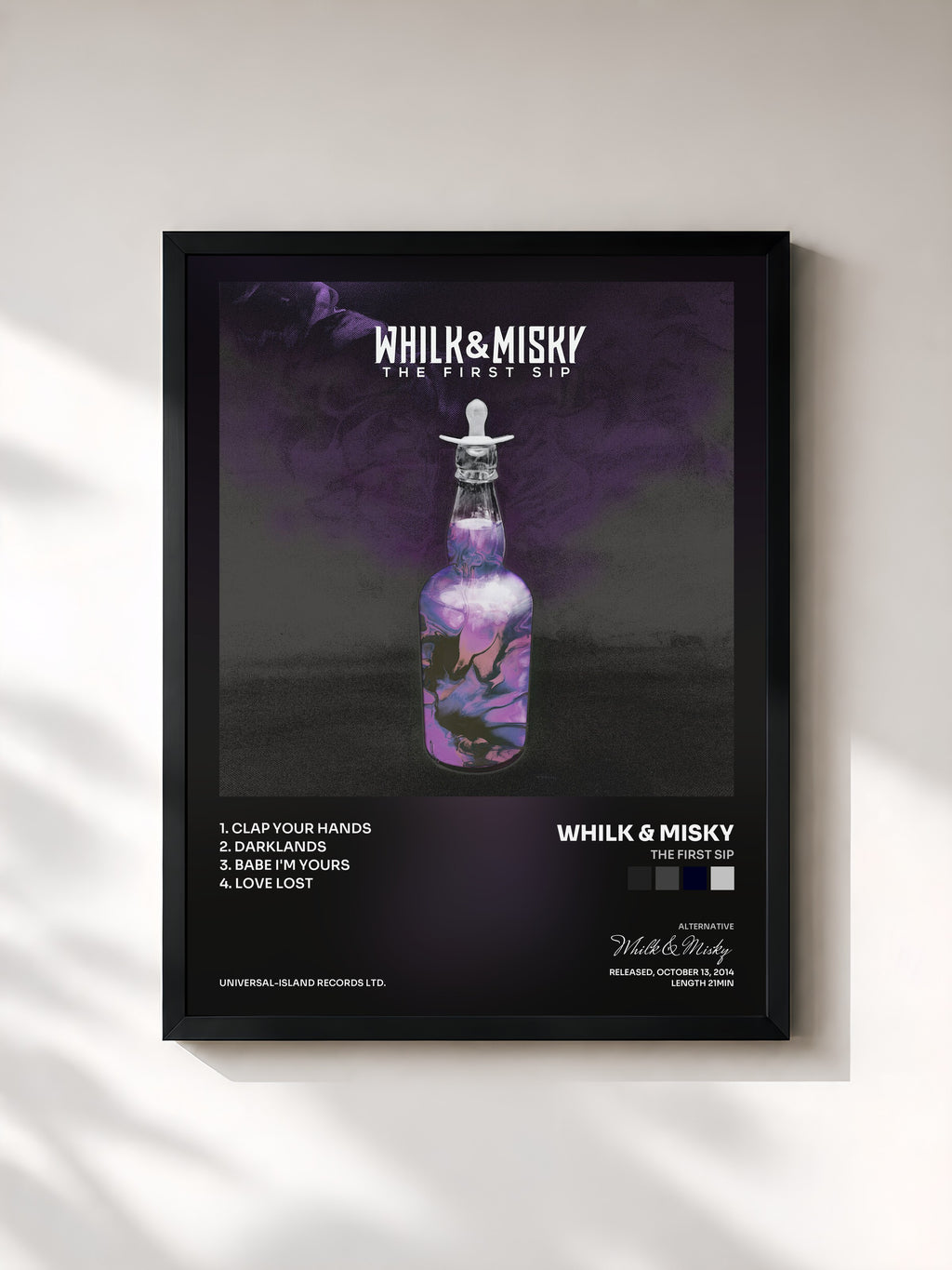 #noir Tableau de l'album The First Sip de Whilk & Misky, cadre noir, imprimé et encadré en France