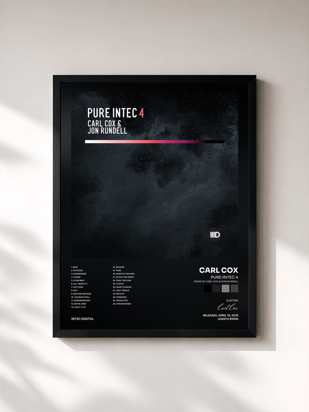 #noir Pure Intec 4 (Mixed by Carl Cox & Jon Rundell) von Carl Cox als gerahmter Kunstdruck, schwarzer Rahmen, gedruckt und gerahmt in Frankreich