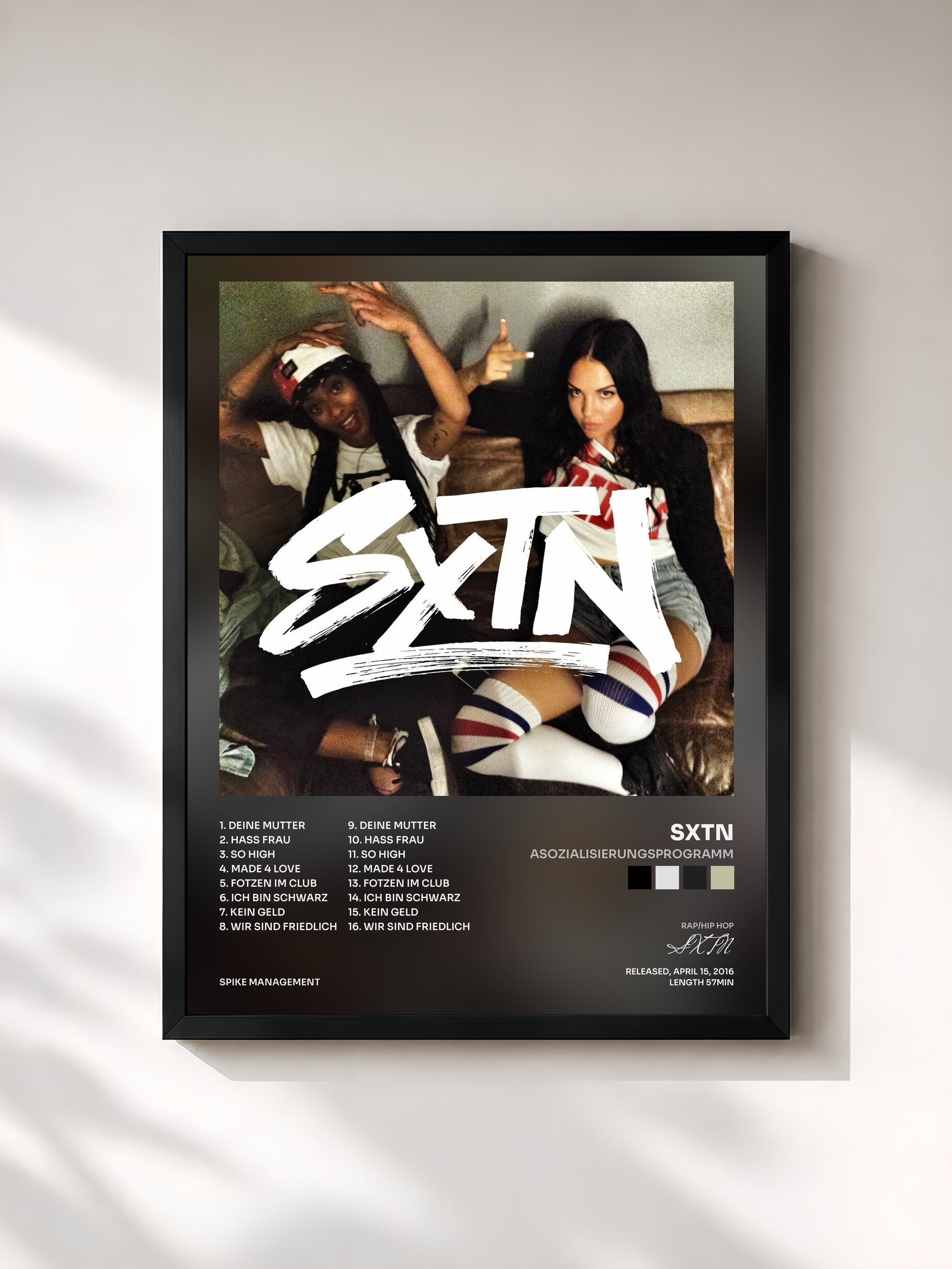 #noir Tableau de l'album Asozialisierungsprogramm de SXTN, cadre noir, imprimé et encadré en France