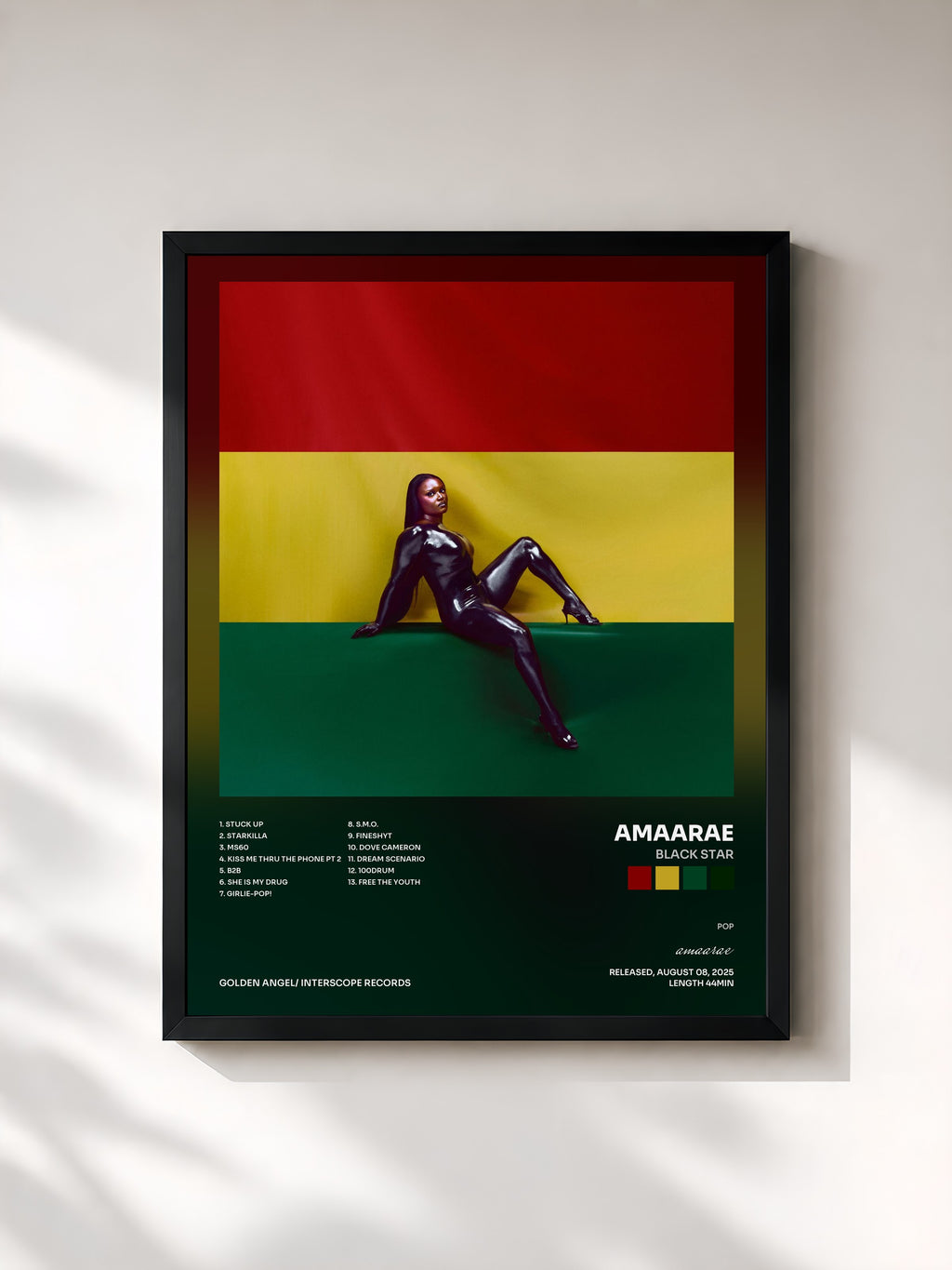 #noir Tableau de l'album BLACK STAR de amaarae, cadre noir, imprimé et encadré en France