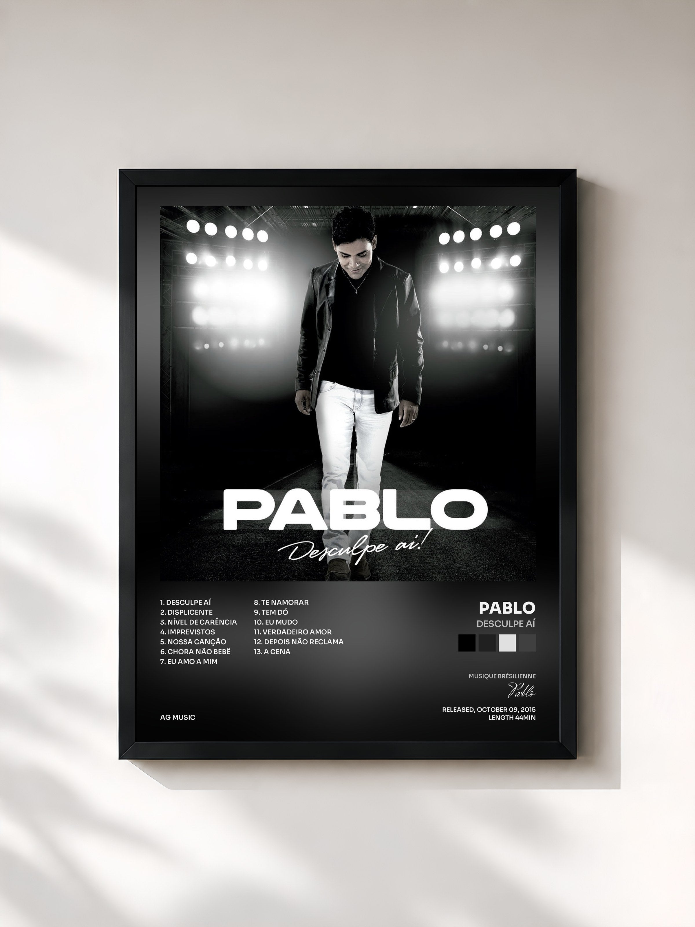 #noir Tableau de l'album Desculpe Aí de Pablo, cadre noir, imprimé et encadré en France