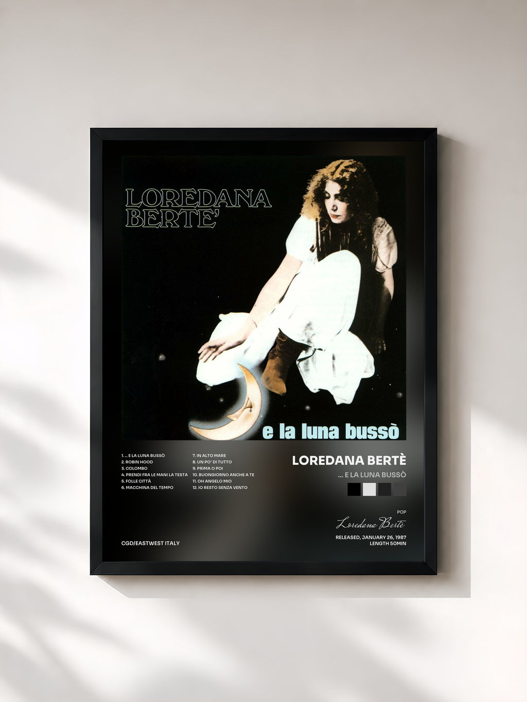 #noir Tableau de l'album ... E la luna bussò de Loredana Bertè, cadre noir, imprimé et encadré en France