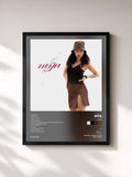 #noir Tableau de l'album Mya de Mýa, cadre noir, imprimé et encadré en France
