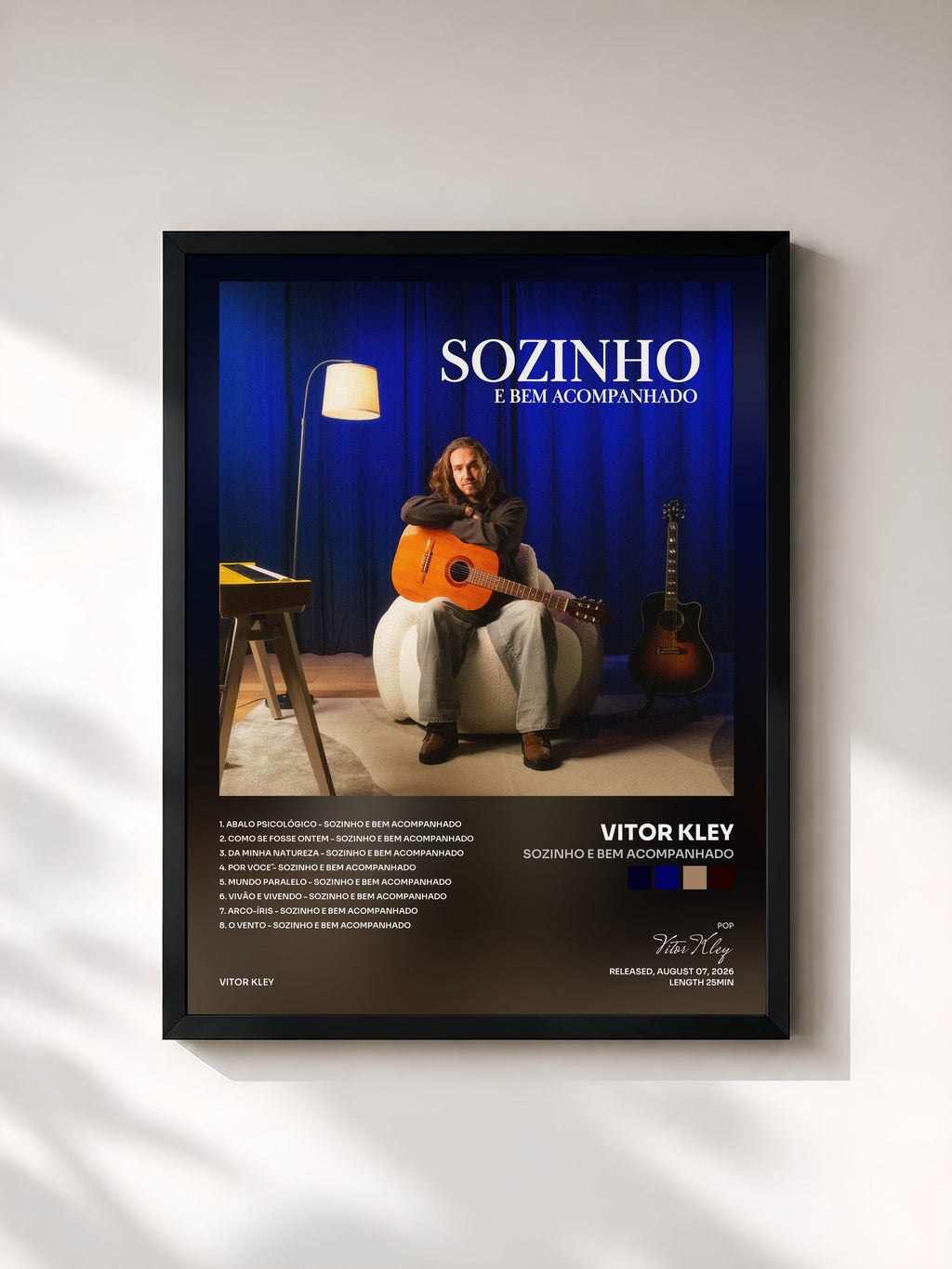 #noir Tableau de l'album Sozinho e Bem Acompanhado de Vitor Kley, cadre noir, imprimé et encadré en France