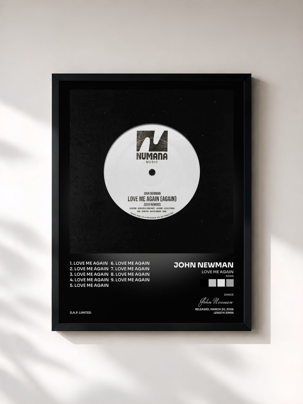 #noir Tableau de l'album Love Me Again (Again) 2026 Remixes de John Newman, cadre noir, imprimé et encadré en France