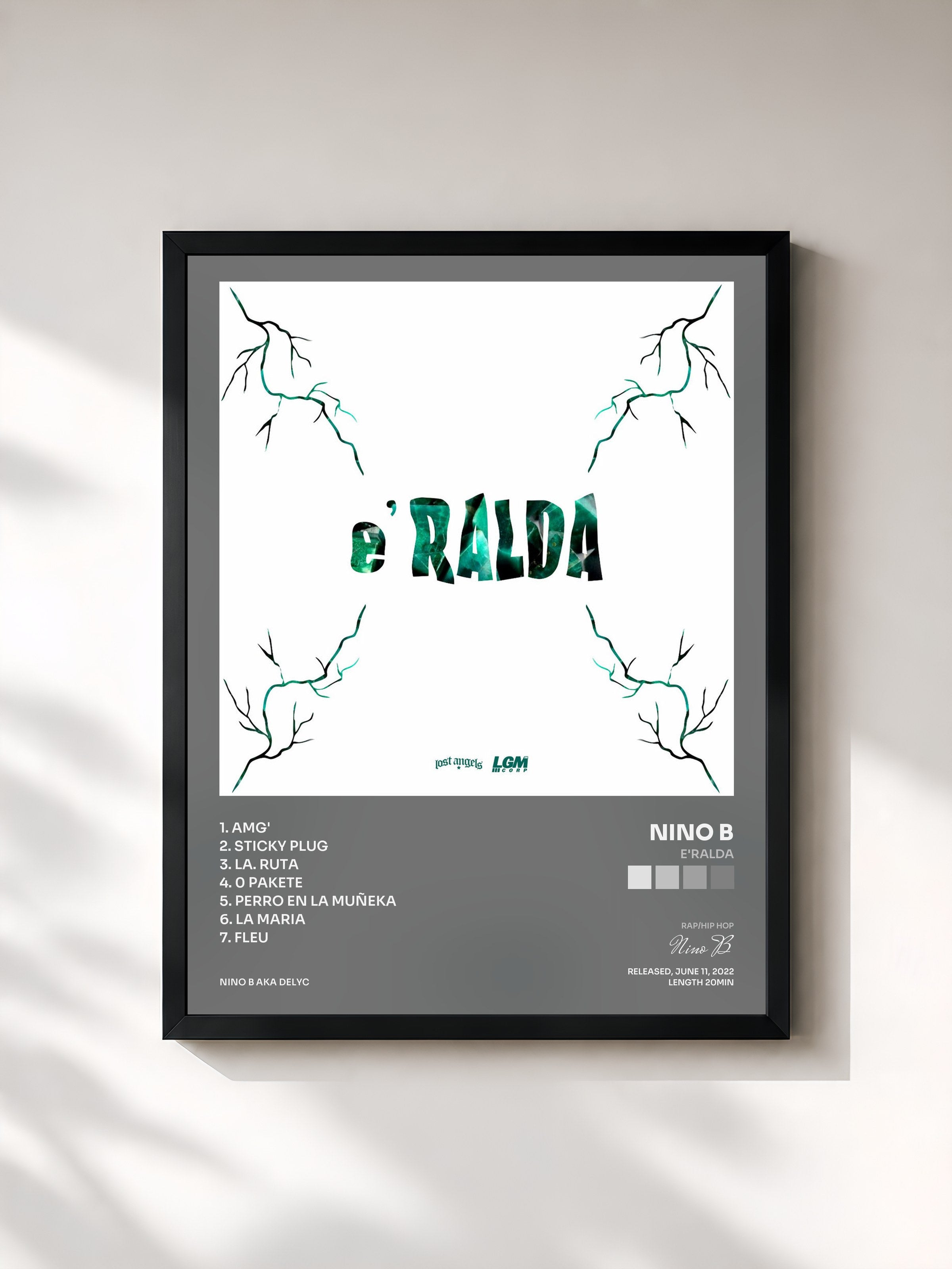 #noir Tableau de l'album E'ralda de Nino B, cadre noir, imprimé et encadré en France