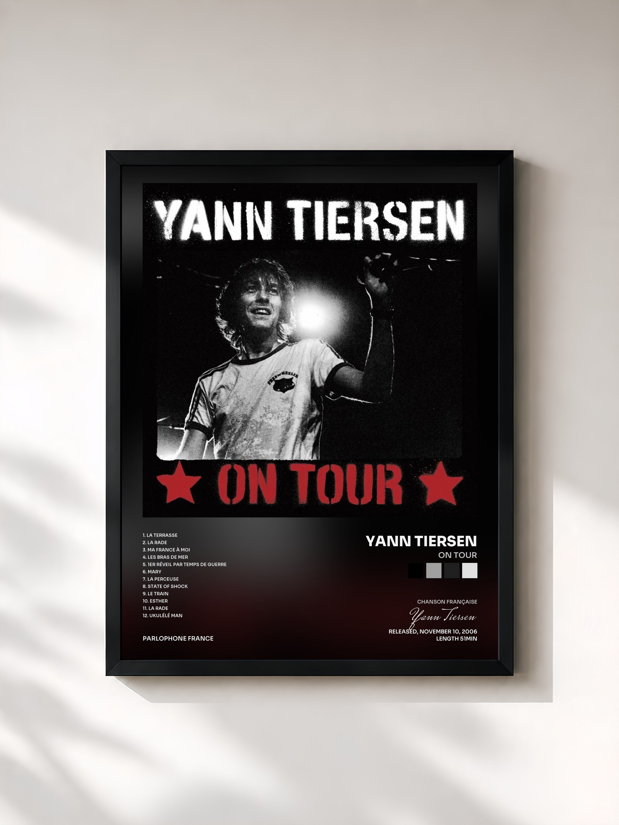 #noir Tableau de l'album On Tour de Yann Tiersen, cadre noir, imprimé et encadré en France