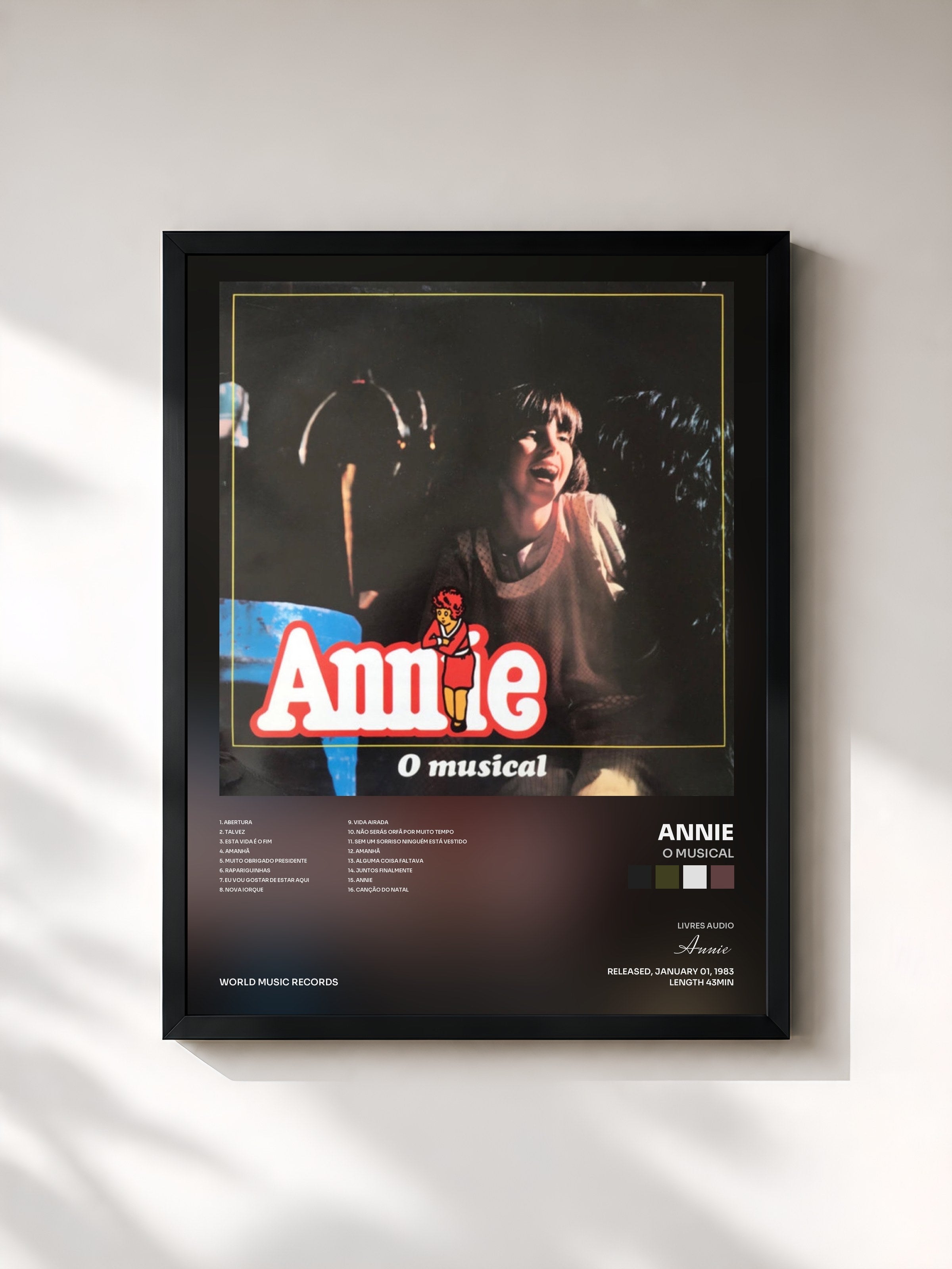 #noir Tableau de l'album O Musical de Annie, cadre noir, imprimé et encadré en France