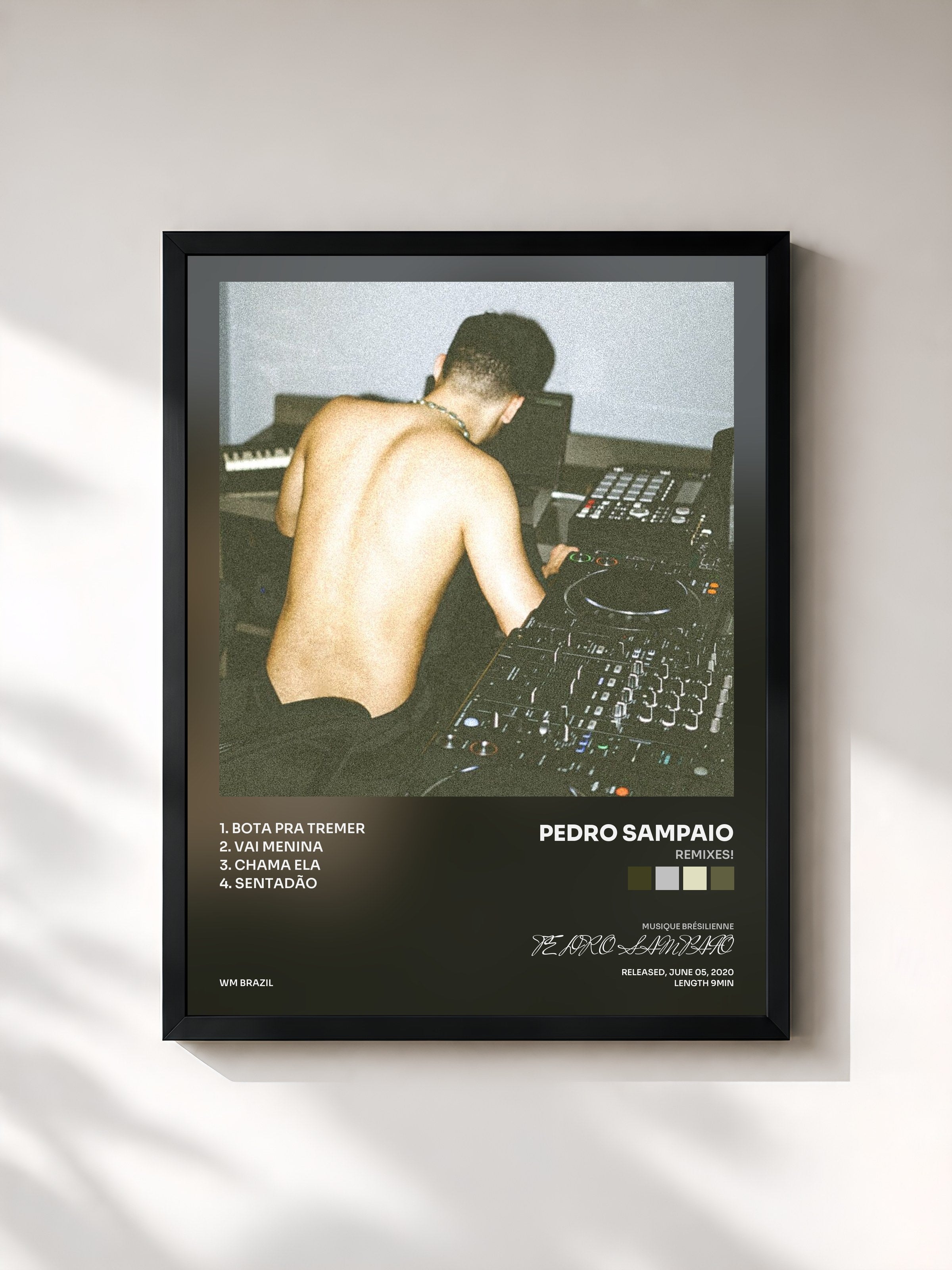 #noir Tableau de l'album REMIXES! de PEDRO SAMPAIO, cadre noir, imprimé et encadré en France
