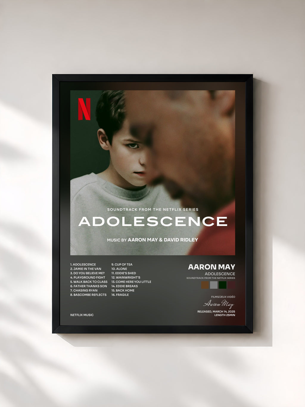 #noir Tableau de l'album Adolescence (Soundtrack from the Netflix Series) de Aaron May, cadre noir, imprimé et encadré en France