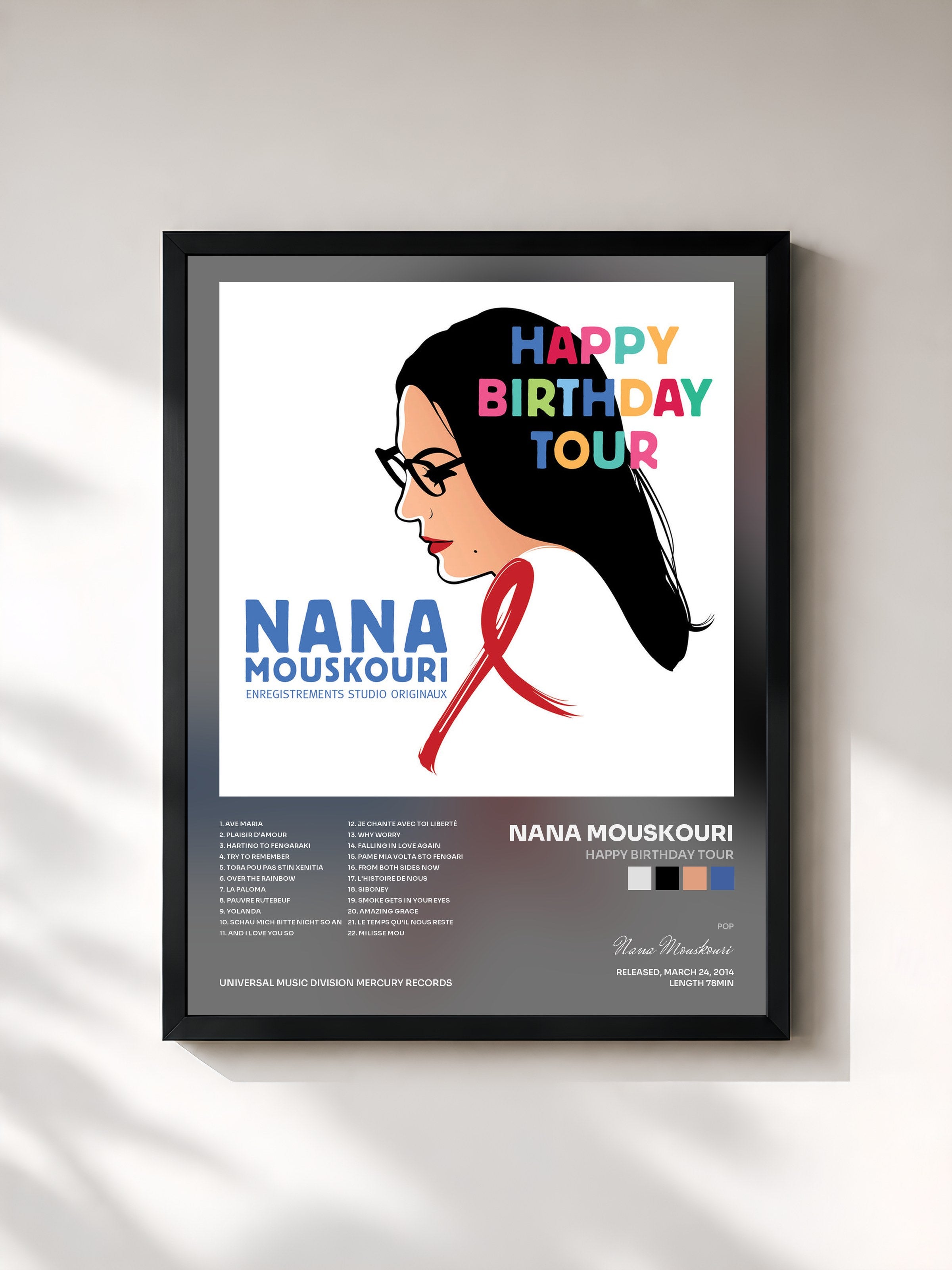 #noir Tableau de l'album Happy Birthday Tour de Nana Mouskouri, cadre noir, imprimé et encadré en France