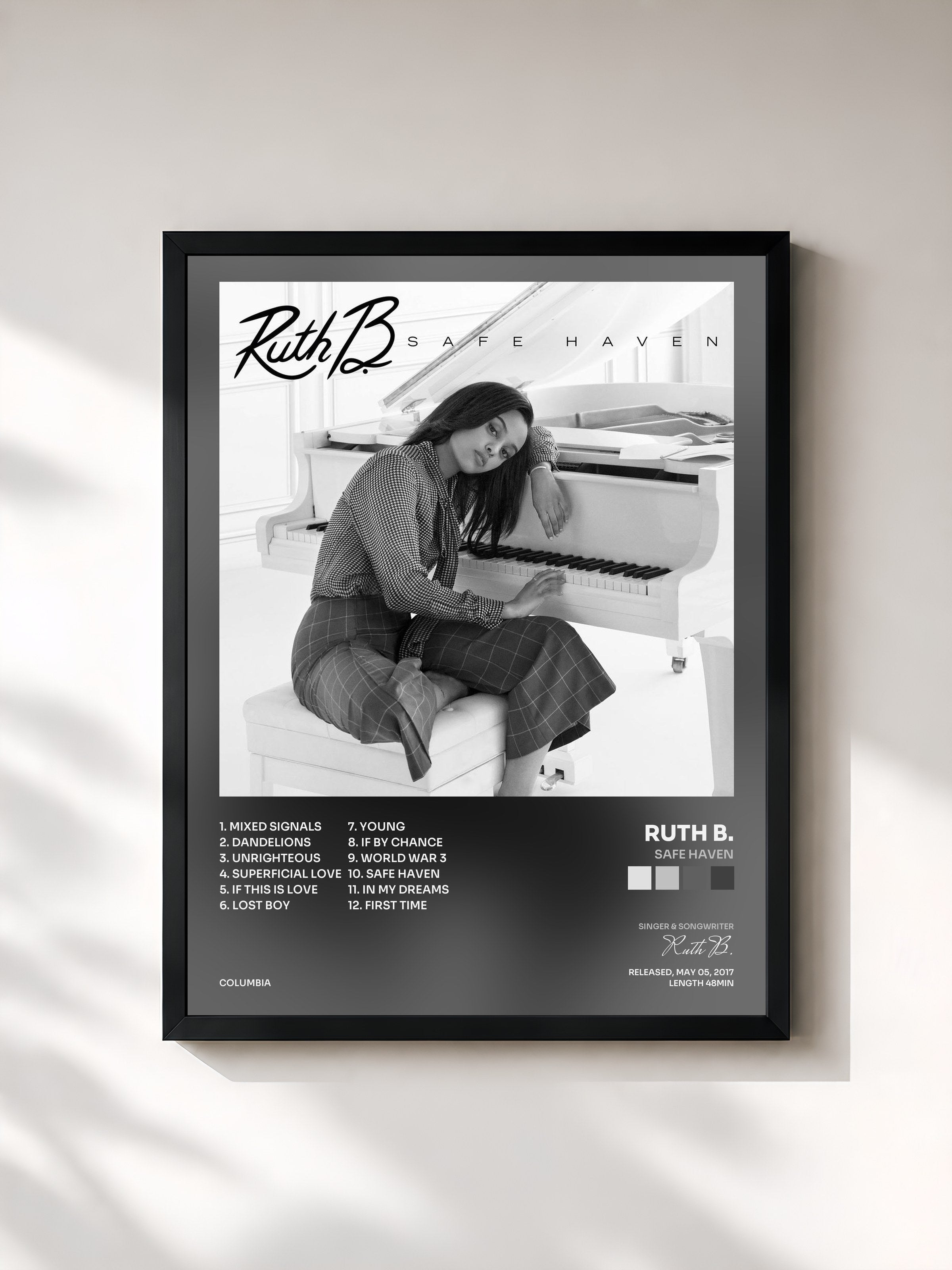 #noir Tableau de l'album Safe Haven de Ruth B., cadre noir, imprimé et encadré en France