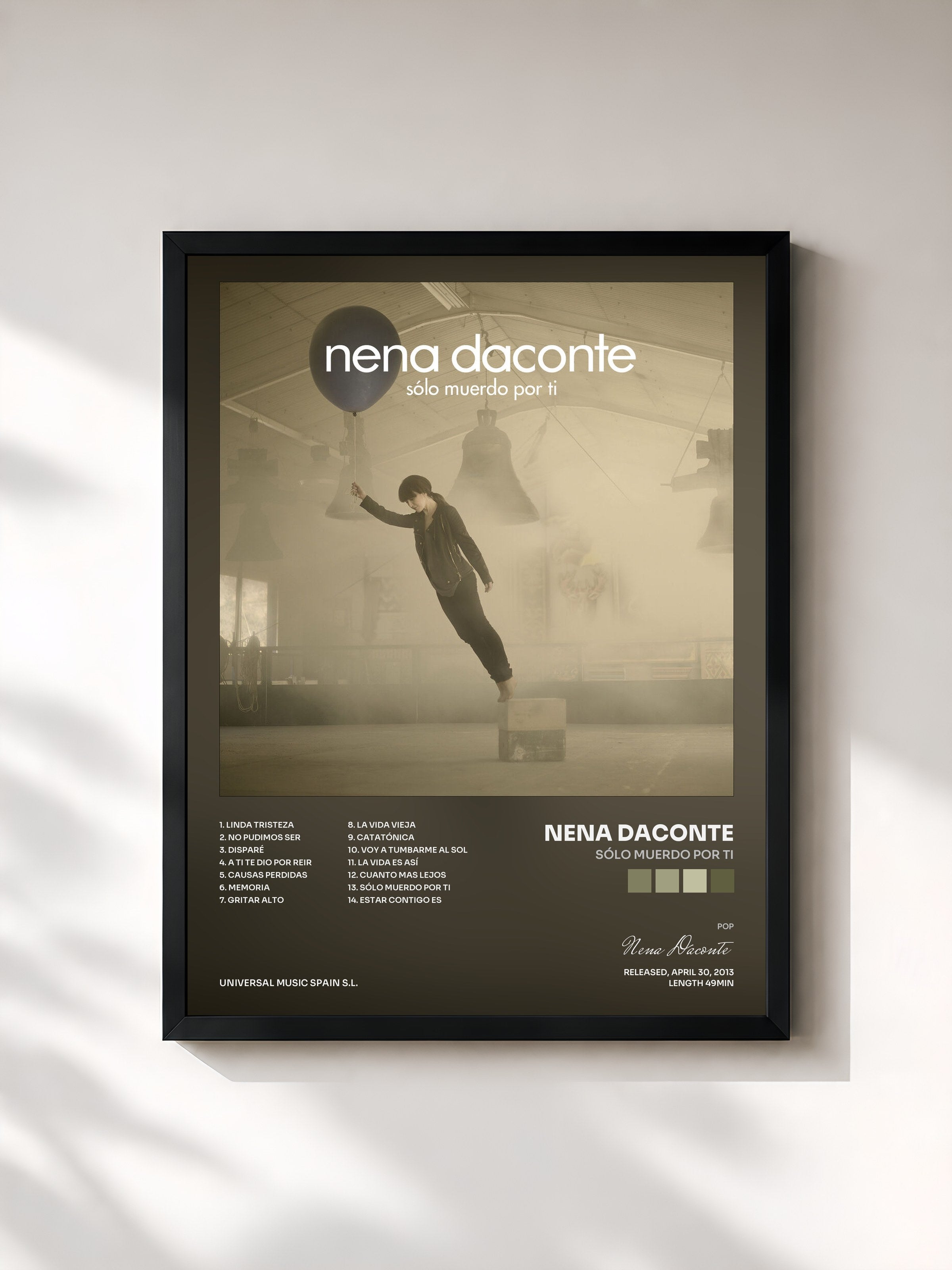 #noir Tableau de l'album Sólo Muerdo Por Ti de Nena Daconte, cadre noir, imprimé et encadré en France