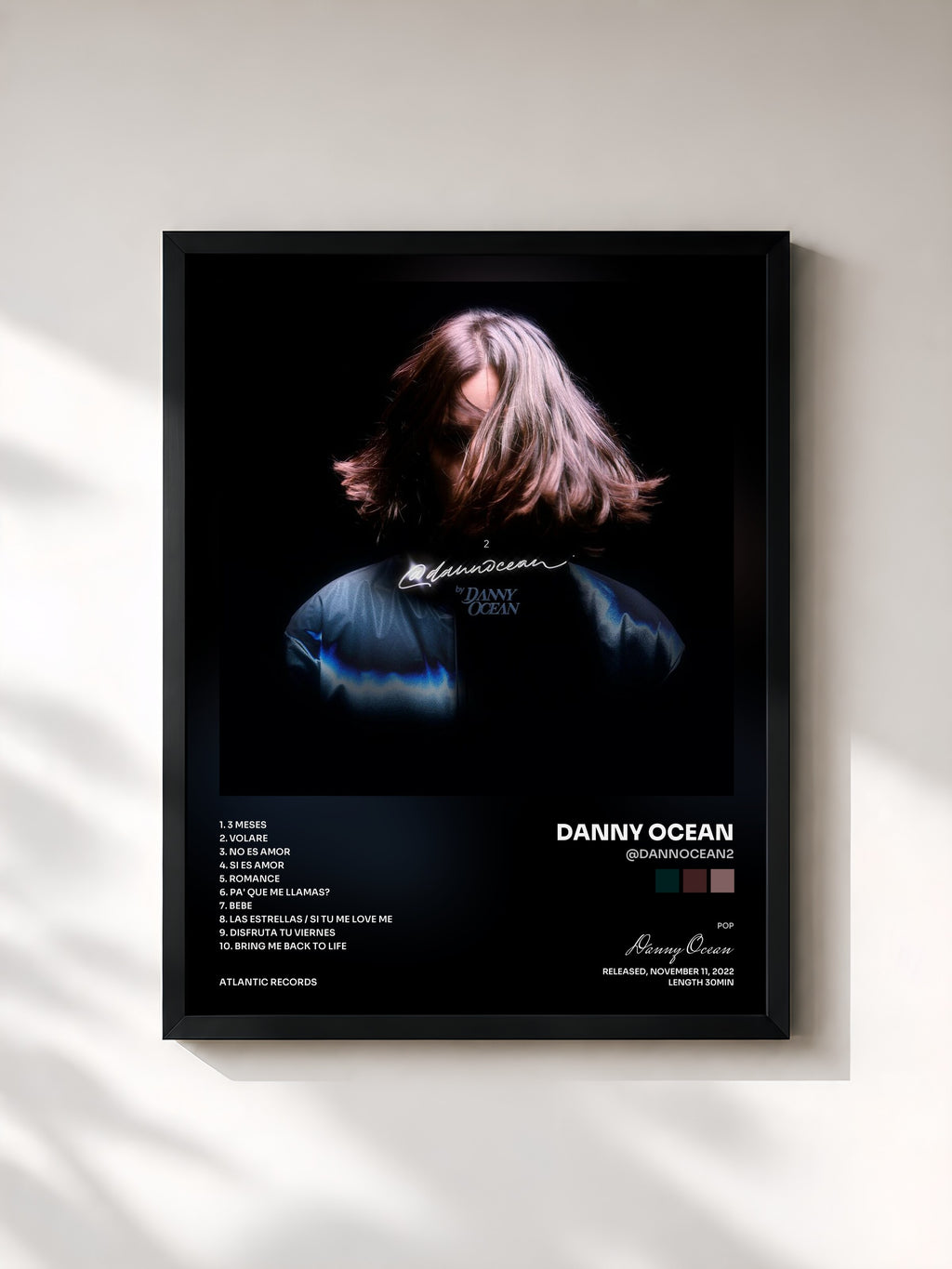 #noir Tableau de l'album @dannocean2 de Danny Ocean, cadre noir, imprimé et encadré en France