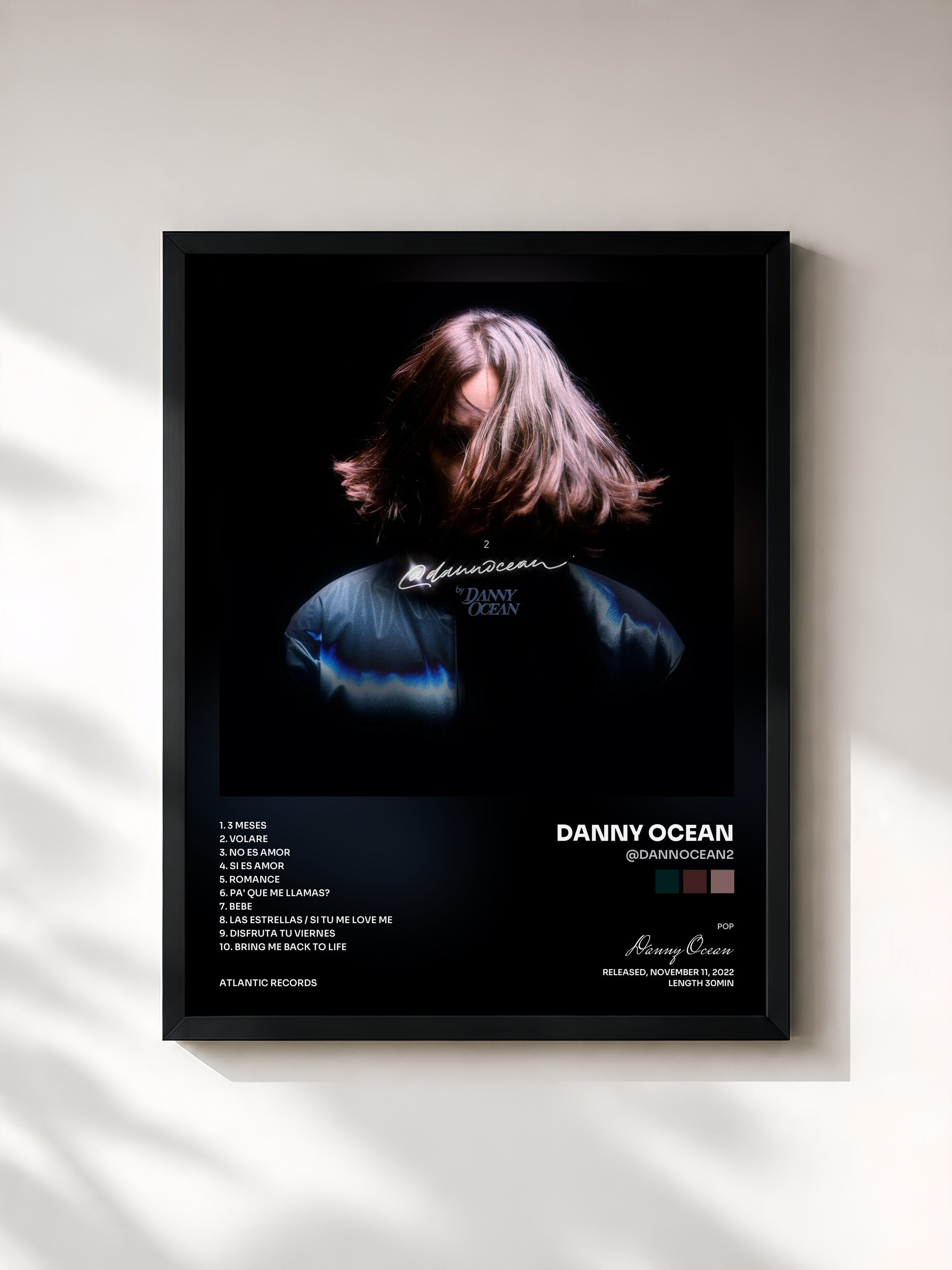 #noir Tableau de l'album @dannocean2 de Danny Ocean, cadre noir, imprimé et encadré en France