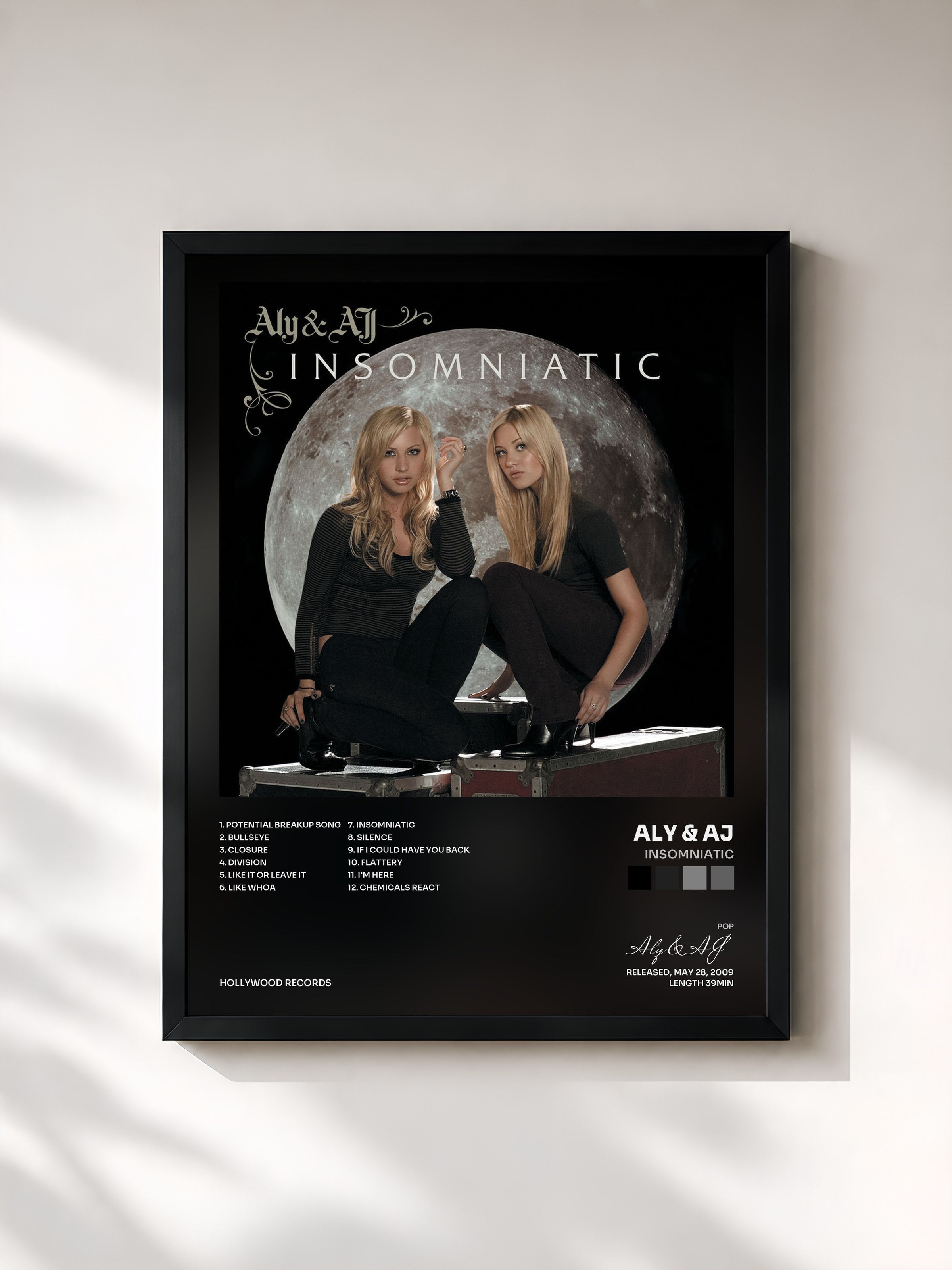 #noir Tableau de l'album Insomniatic de Aly & AJ, cadre noir, imprimé et encadré en France