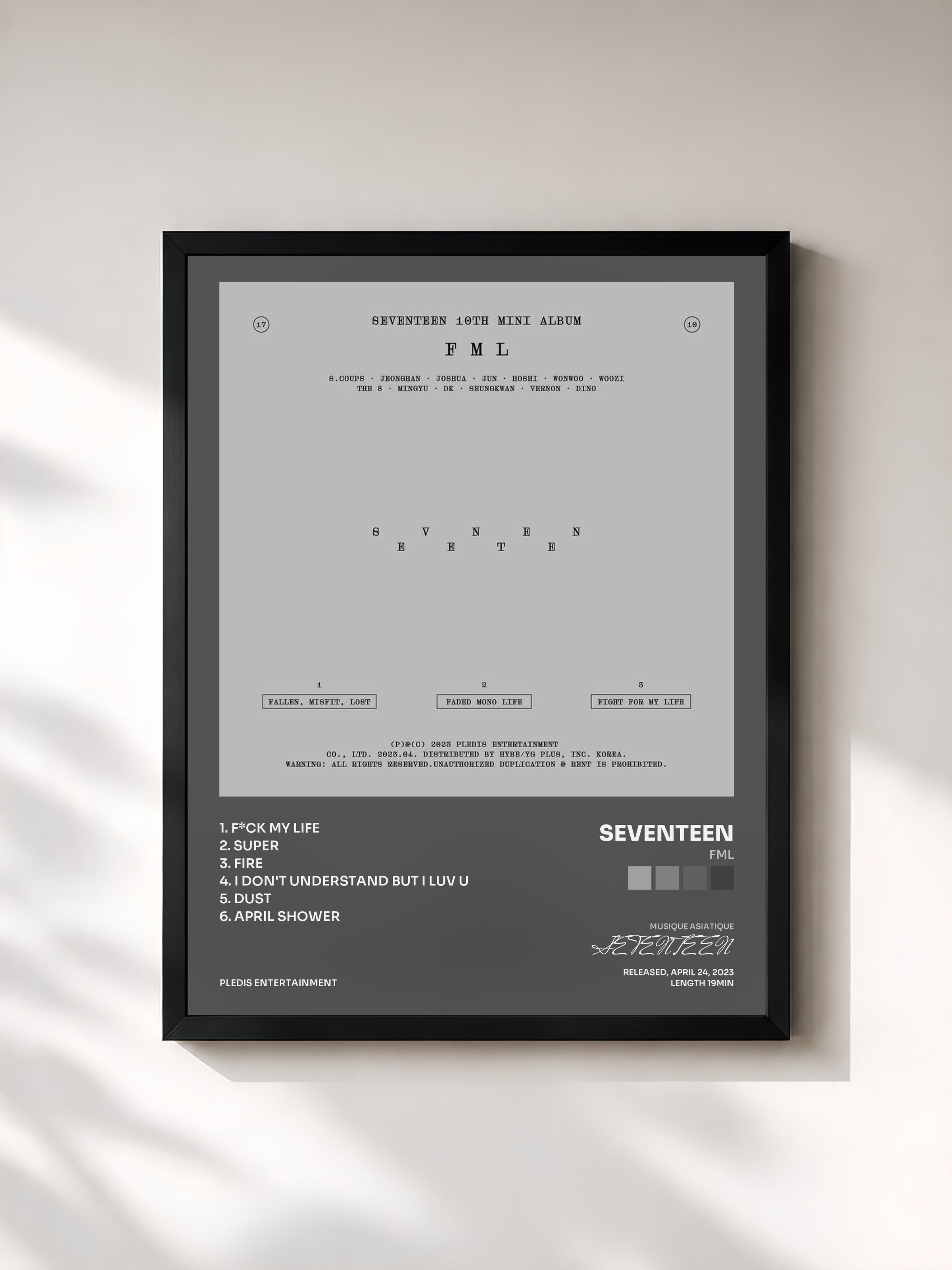 #noir Tableau de l'album FML de SEVENTEEN, cadre noir, imprimé et encadré en France