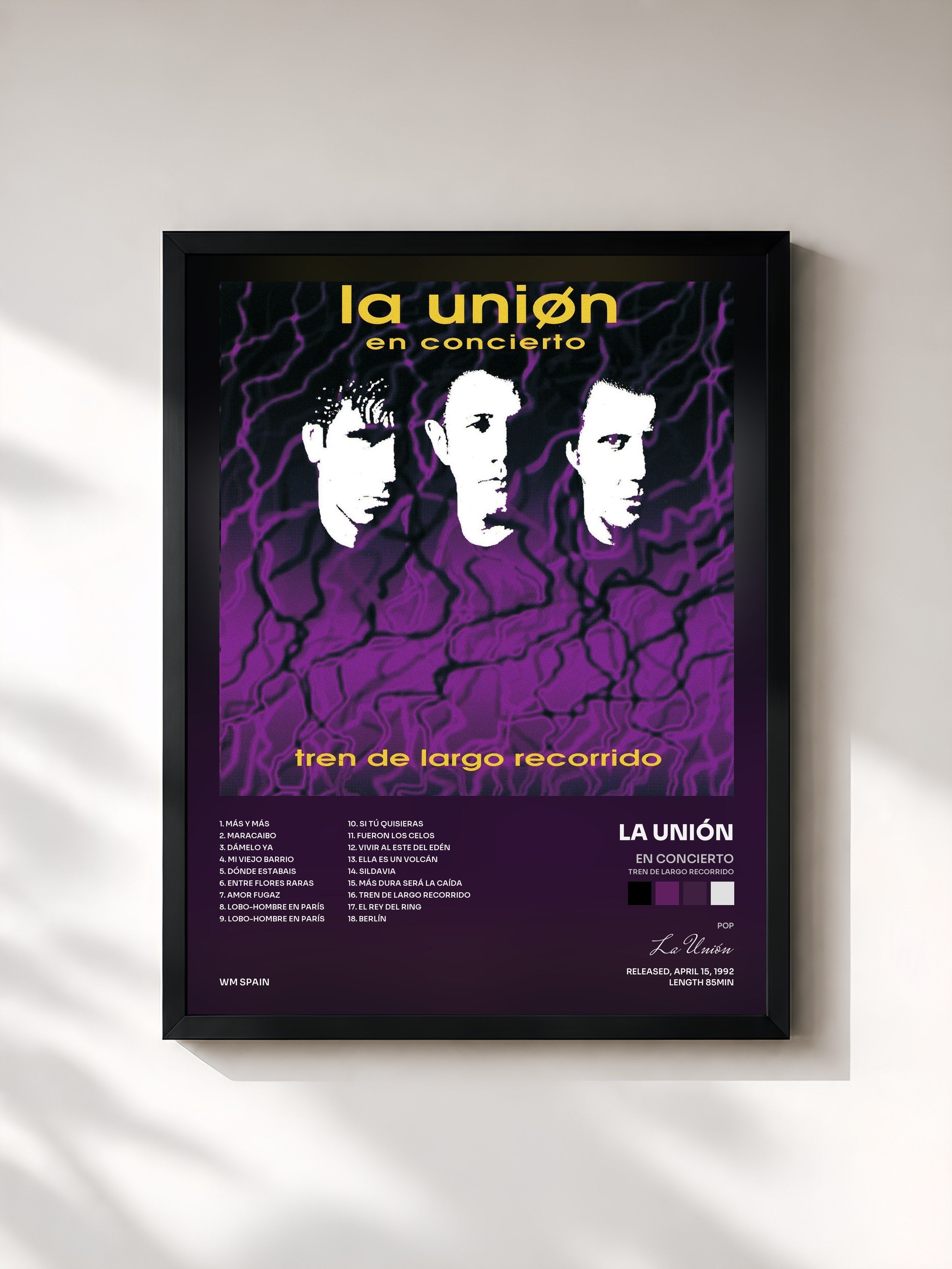 #noir Tableau de l'album En Concierto (Tren De Largo Recorrido) de La Unión, cadre noir, imprimé et encadré en France